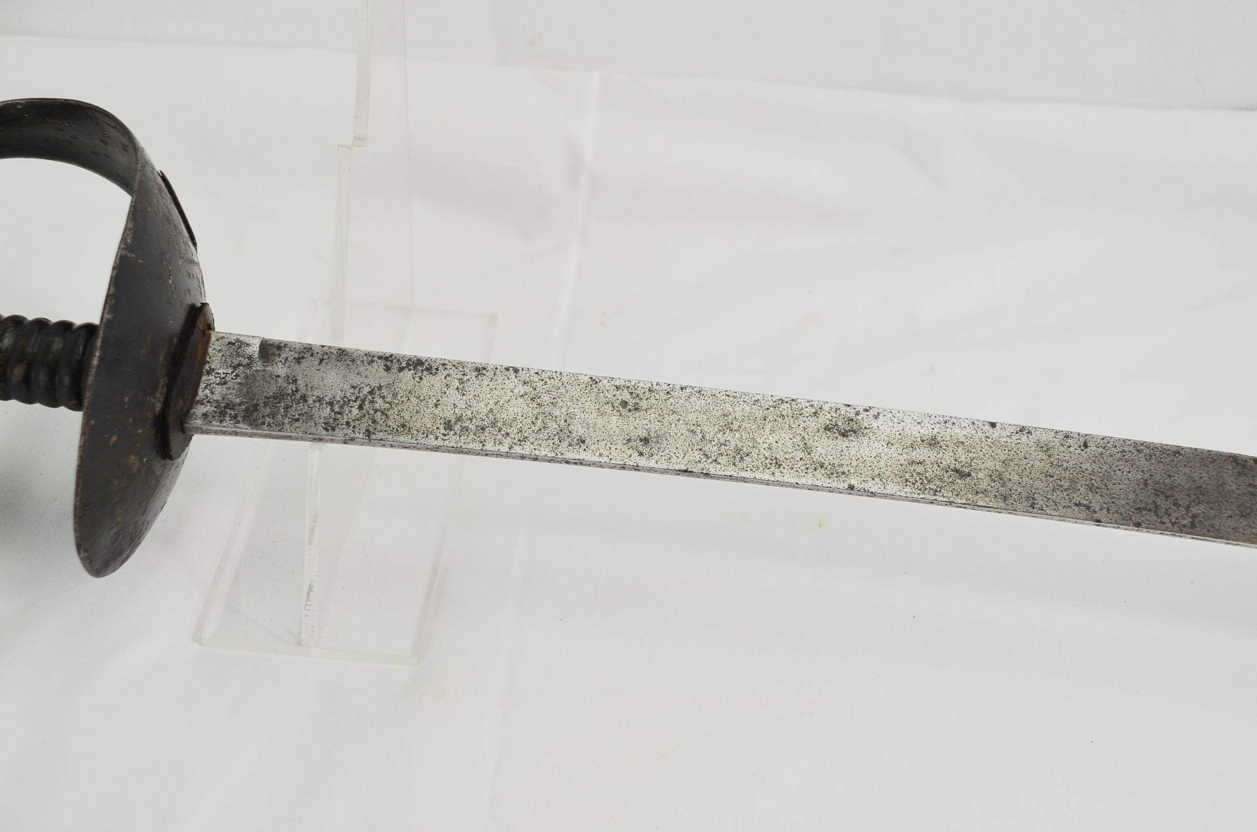 Original 1845 Pattern Royal Navy Cutlass with Scabbard - Image 7