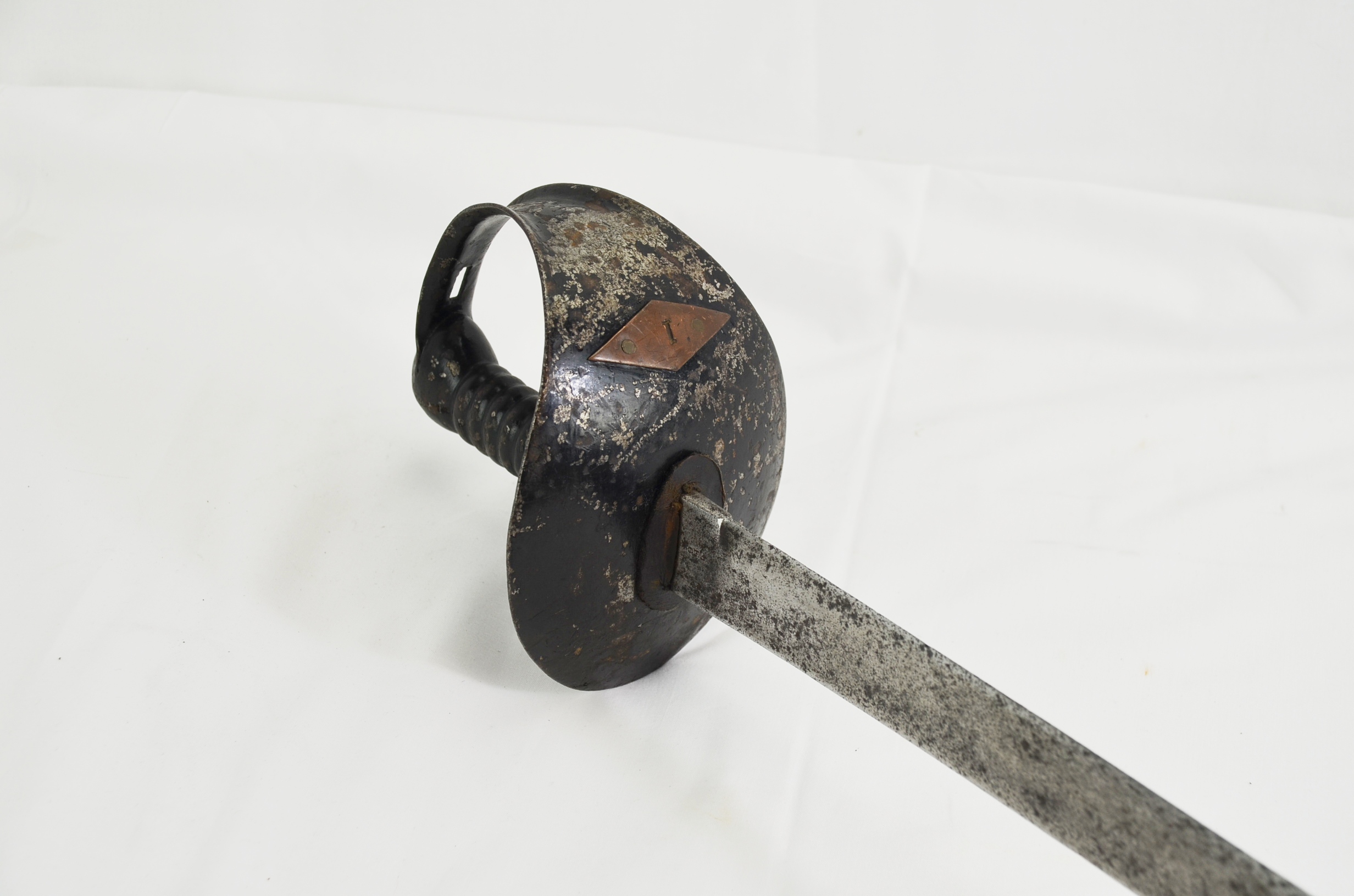 Original 1845 Pattern Royal Navy Cutlass with Scabbard - Image 8