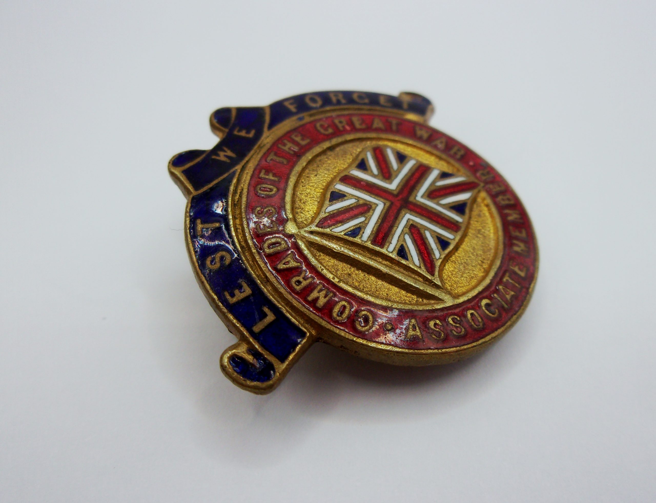 Comrades of The Great War Associate Members Badge - Image 3