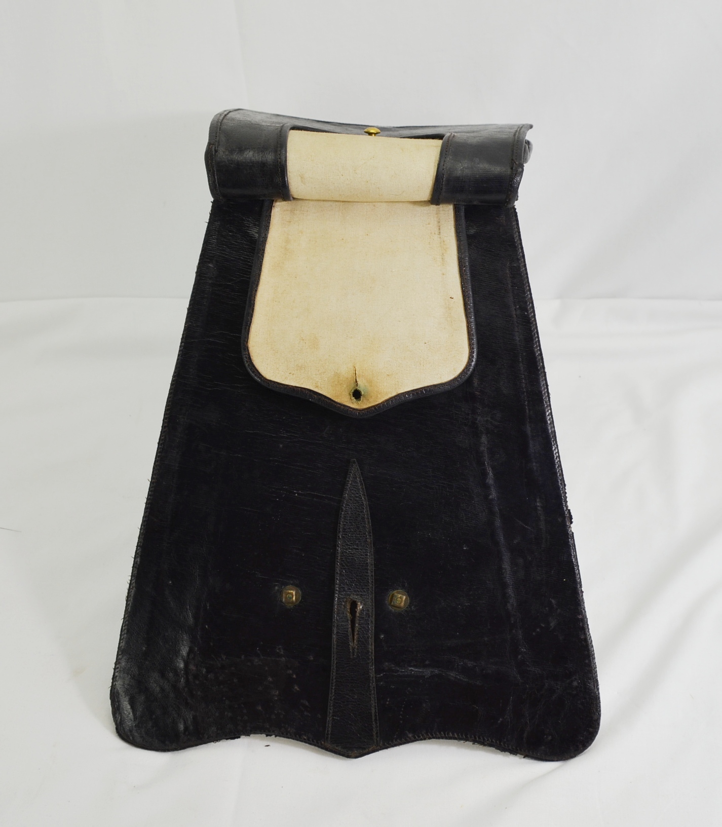 Victorian Royal Artillery Officer’s Sabretache - Image 8