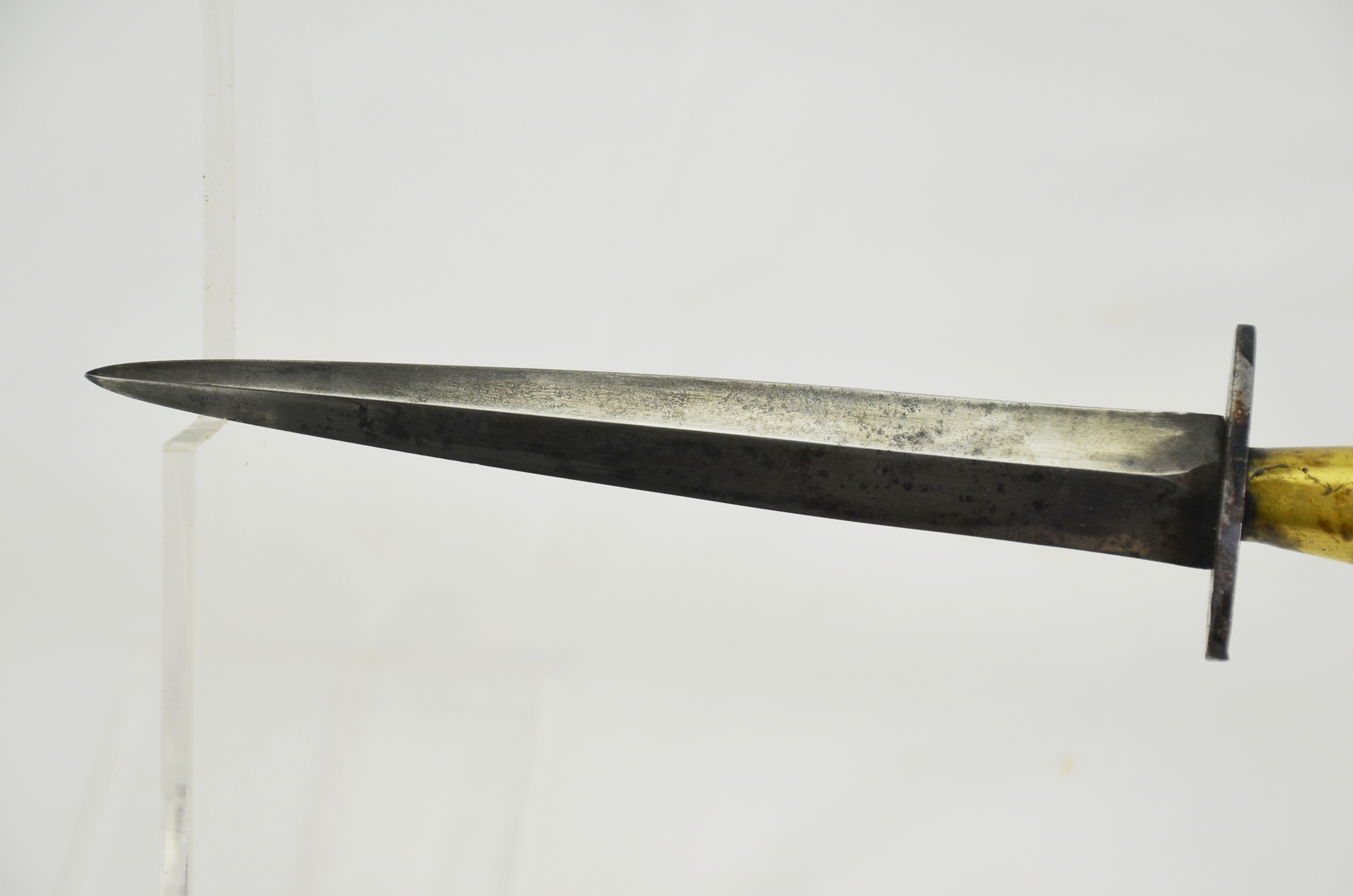 Original WW2 Second Pattern Fairbarin-Sykes Fighting Knife - Image 6