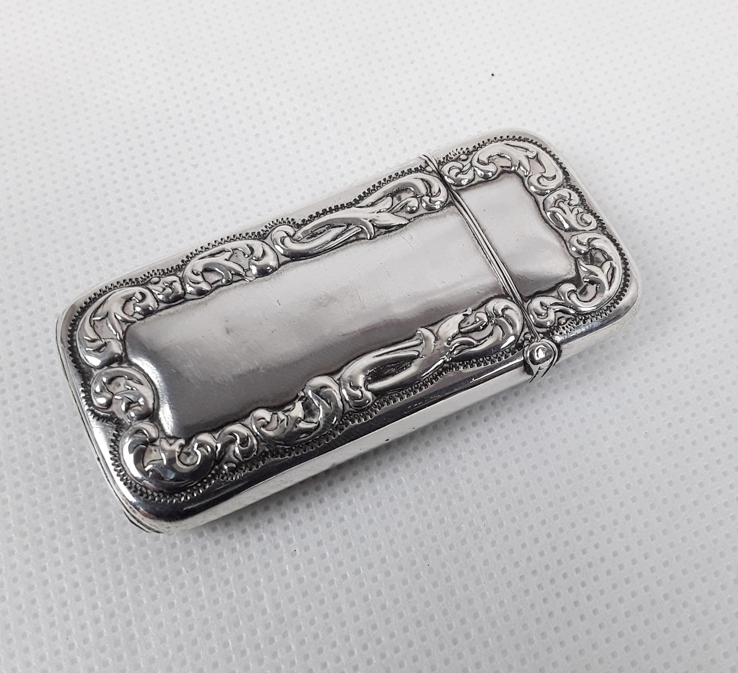 Silver Vesta Case with Enamel Toronto Badge - Image 3
