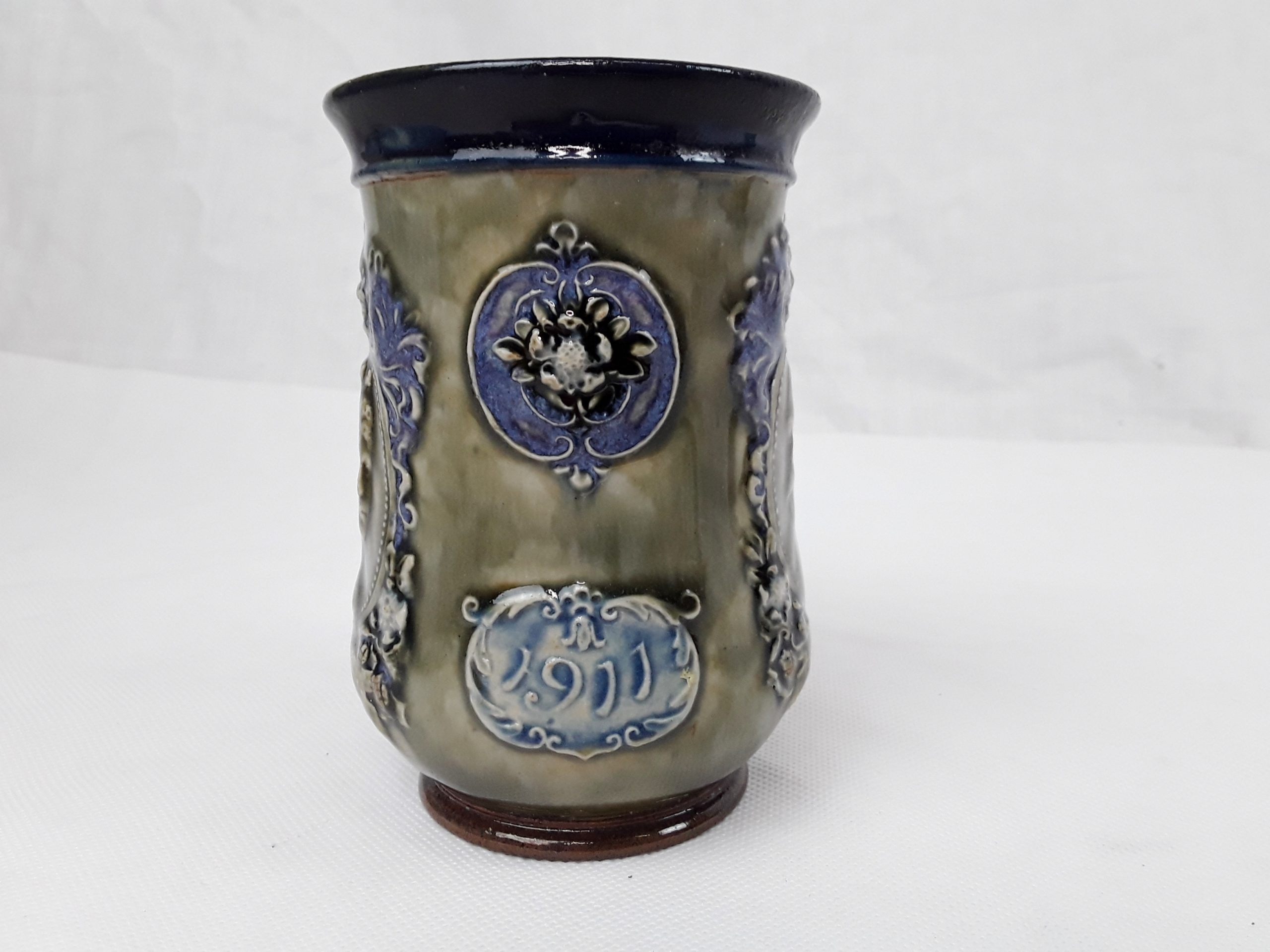 1911 Royal Doulton King George V Coronation Mug - Image 4