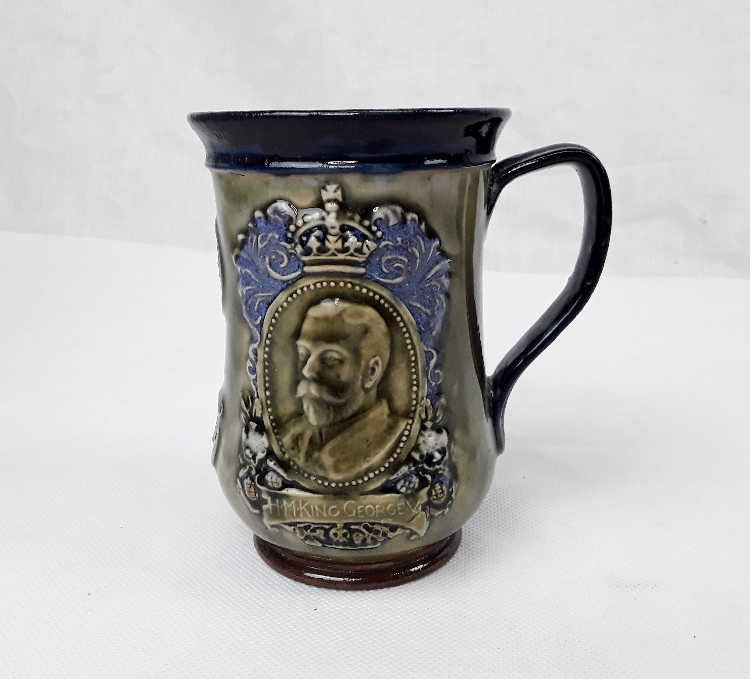 1911 Royal Doulton King George V Coronation Mug