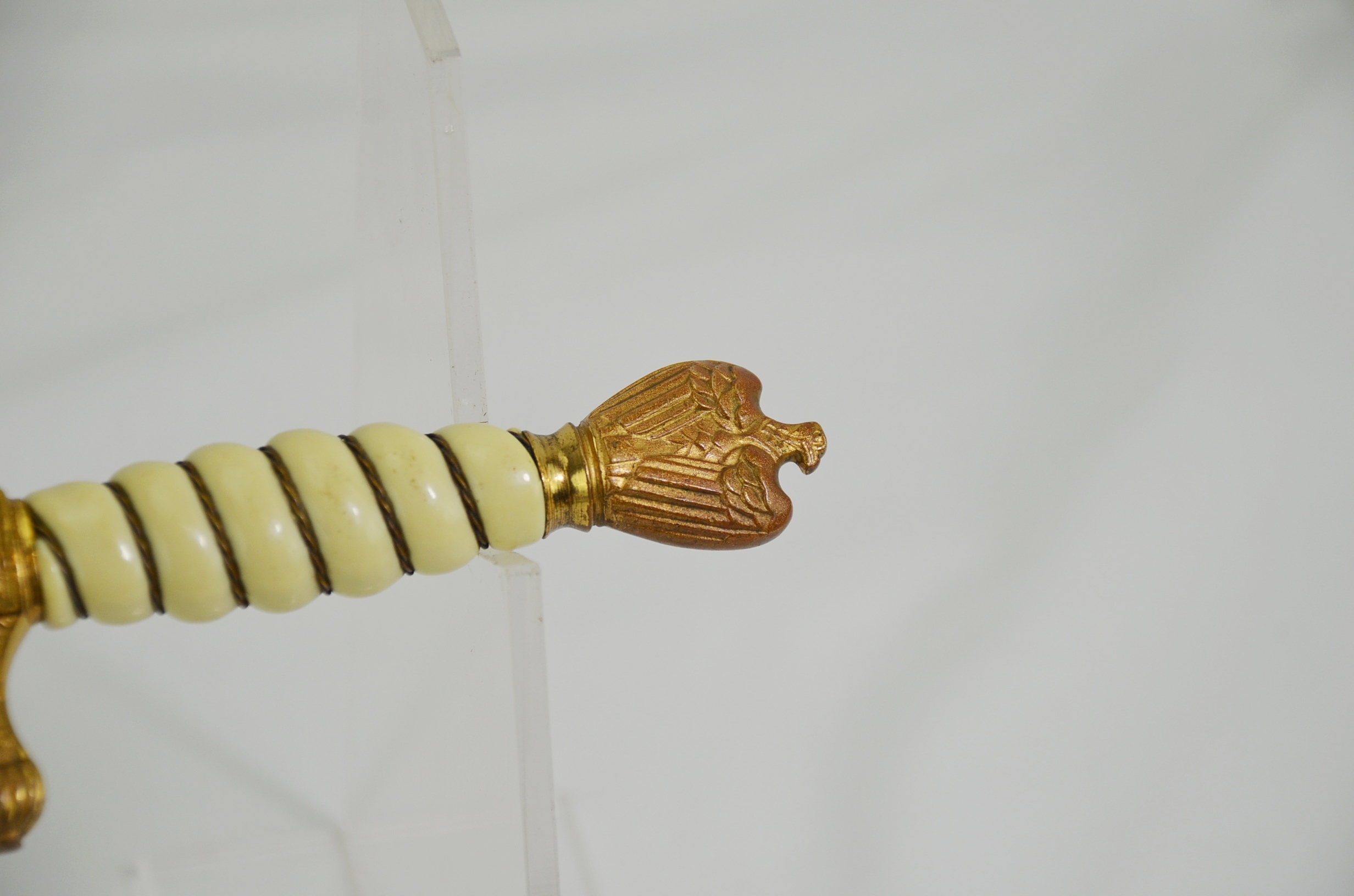 Original WW2 Kriegsmarine Officer’s Dress Dagger With Hangers - Image 10