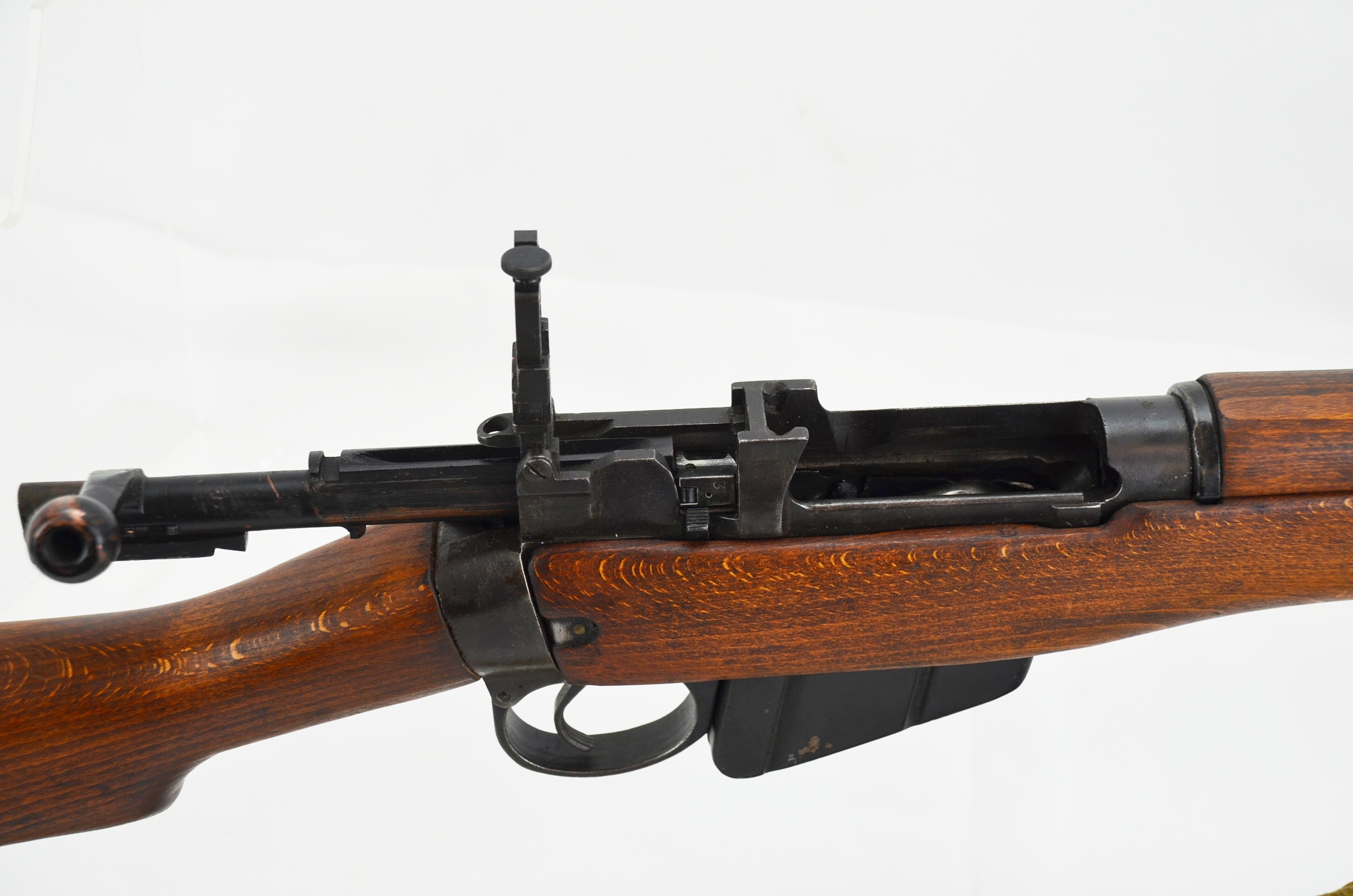Original WW2 Lee-Enfield Rifle No.4 MK1 with Spike Bayonet - Image 2
