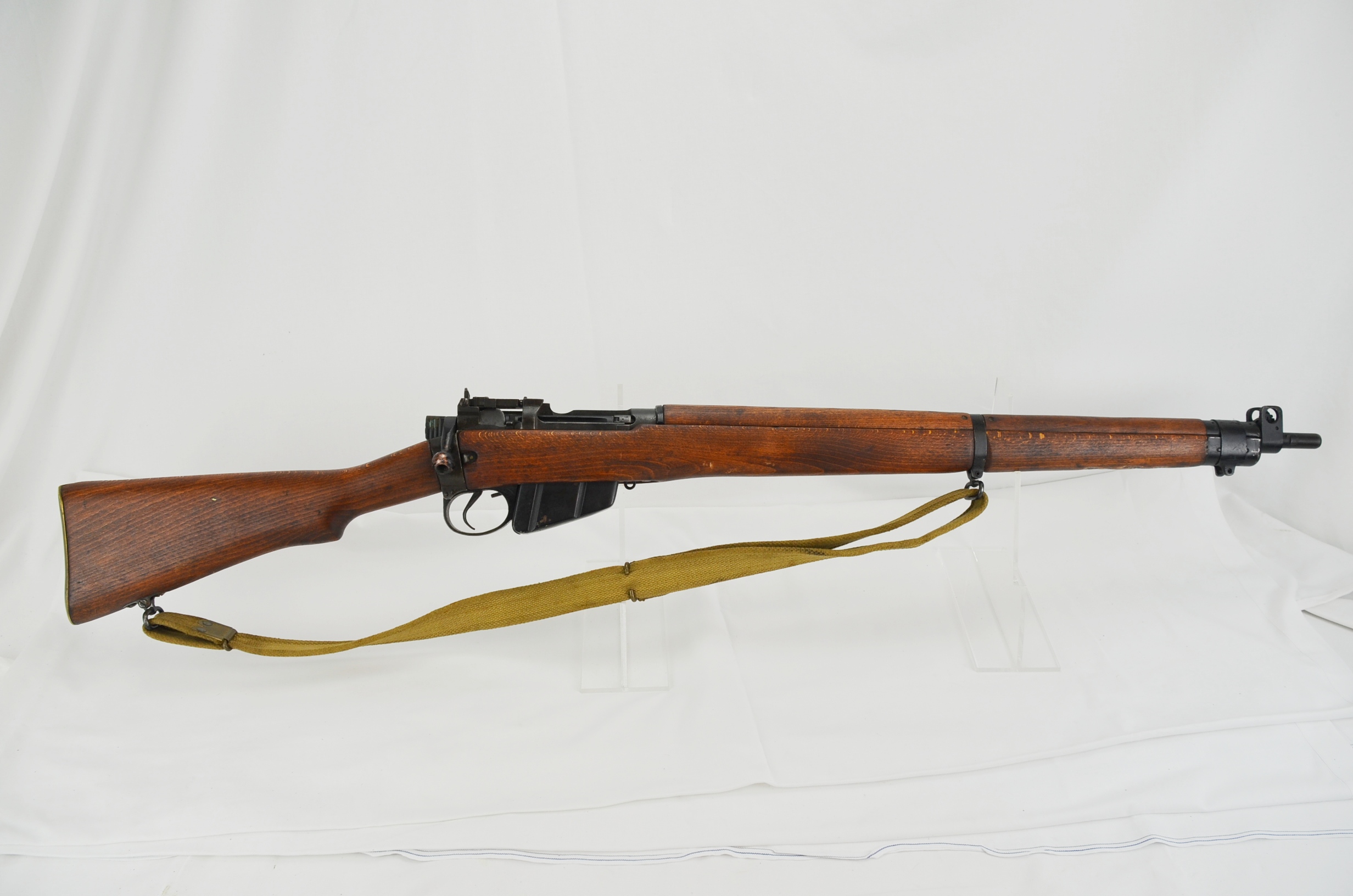 Original WW2 Lee-Enfield Rifle No.4 MK1 with Spike Bayonet