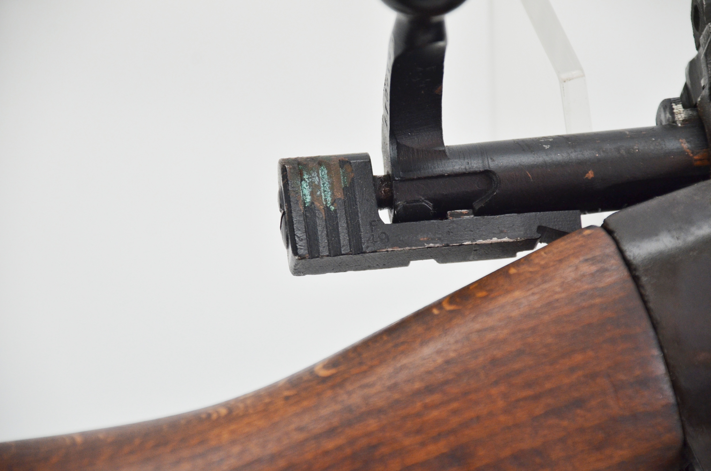 Original WW2 Lee-Enfield Rifle No.4 MK1 with Spike Bayonet - Image 3
