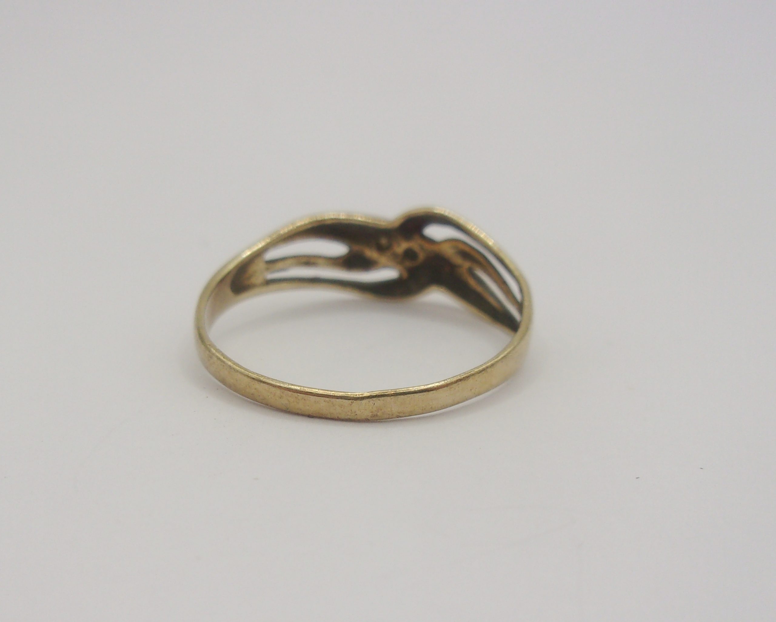 9ct Yellow Gold Diamond Ring UK Size L US 5 ½ - Image 4