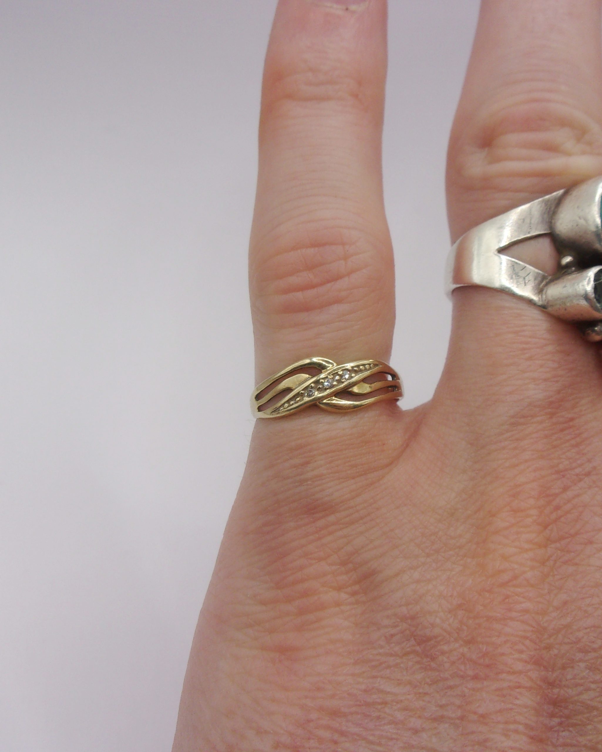 9ct Yellow Gold Diamond Ring UK Size L US 5 ½ - Image 6