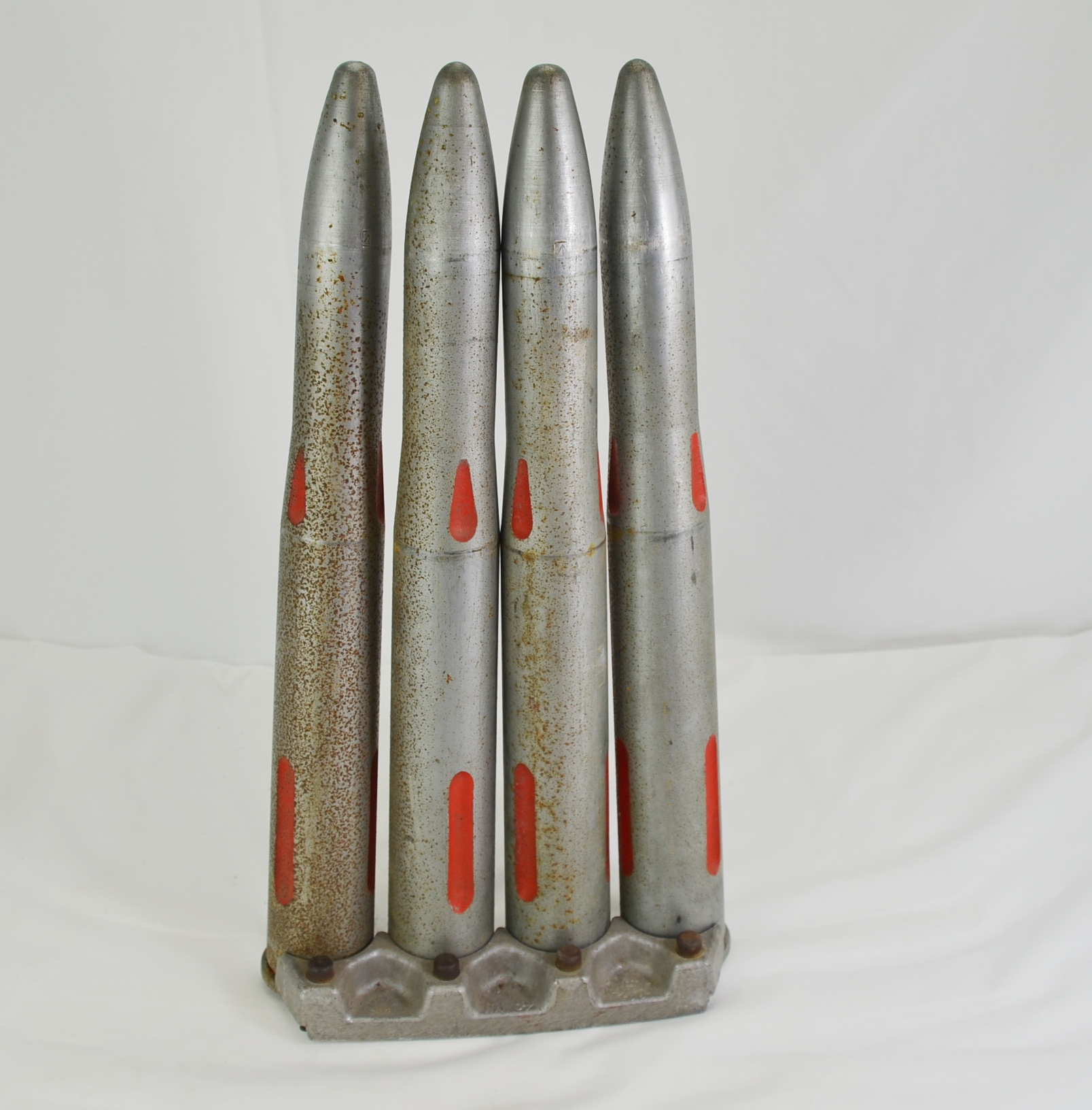 40mm Bofors Training Rounds in Clip