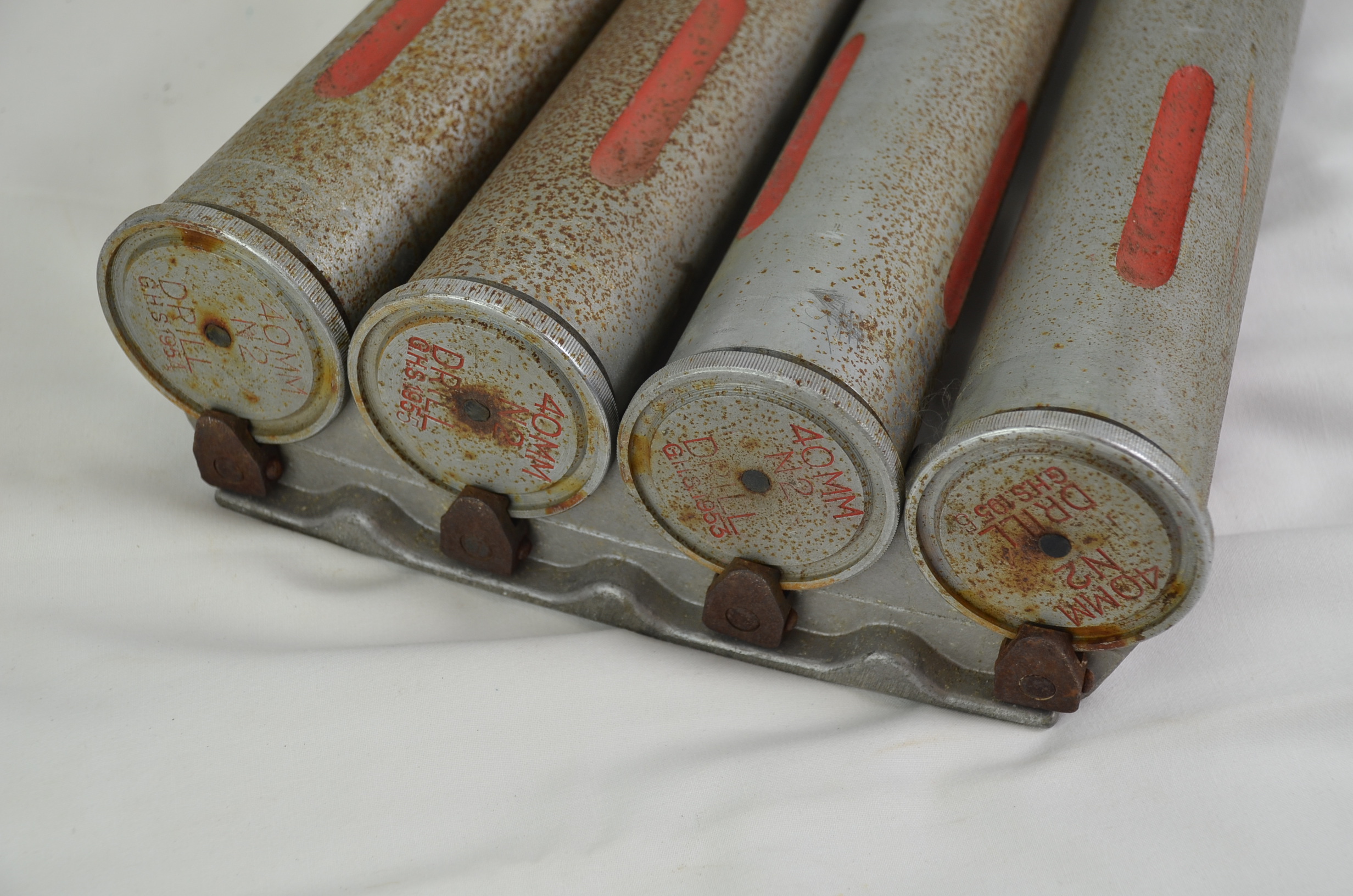 40mm Bofors Training Rounds in Clip - Image 3