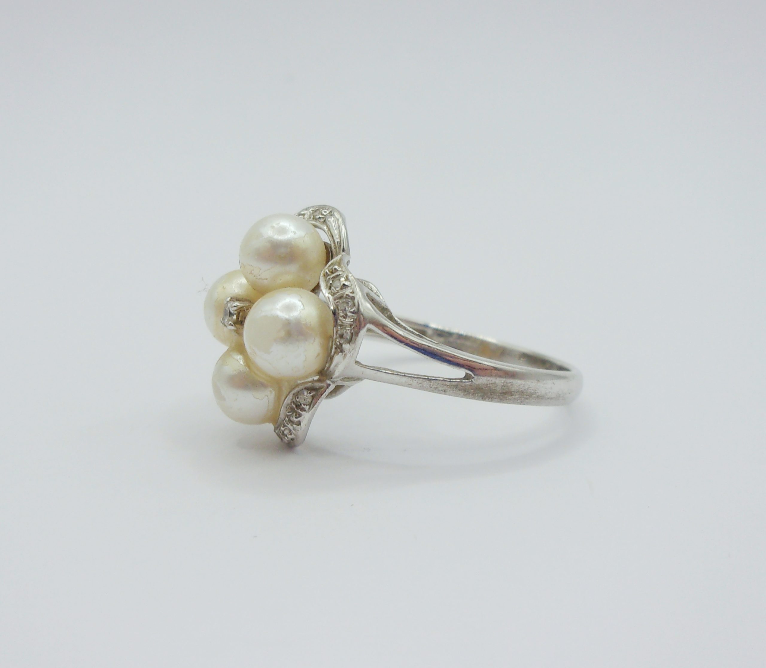 14ct White Gold Pearl & Cubic Zirconia Cluster Ring UK Size T+ US 10 - Image 2