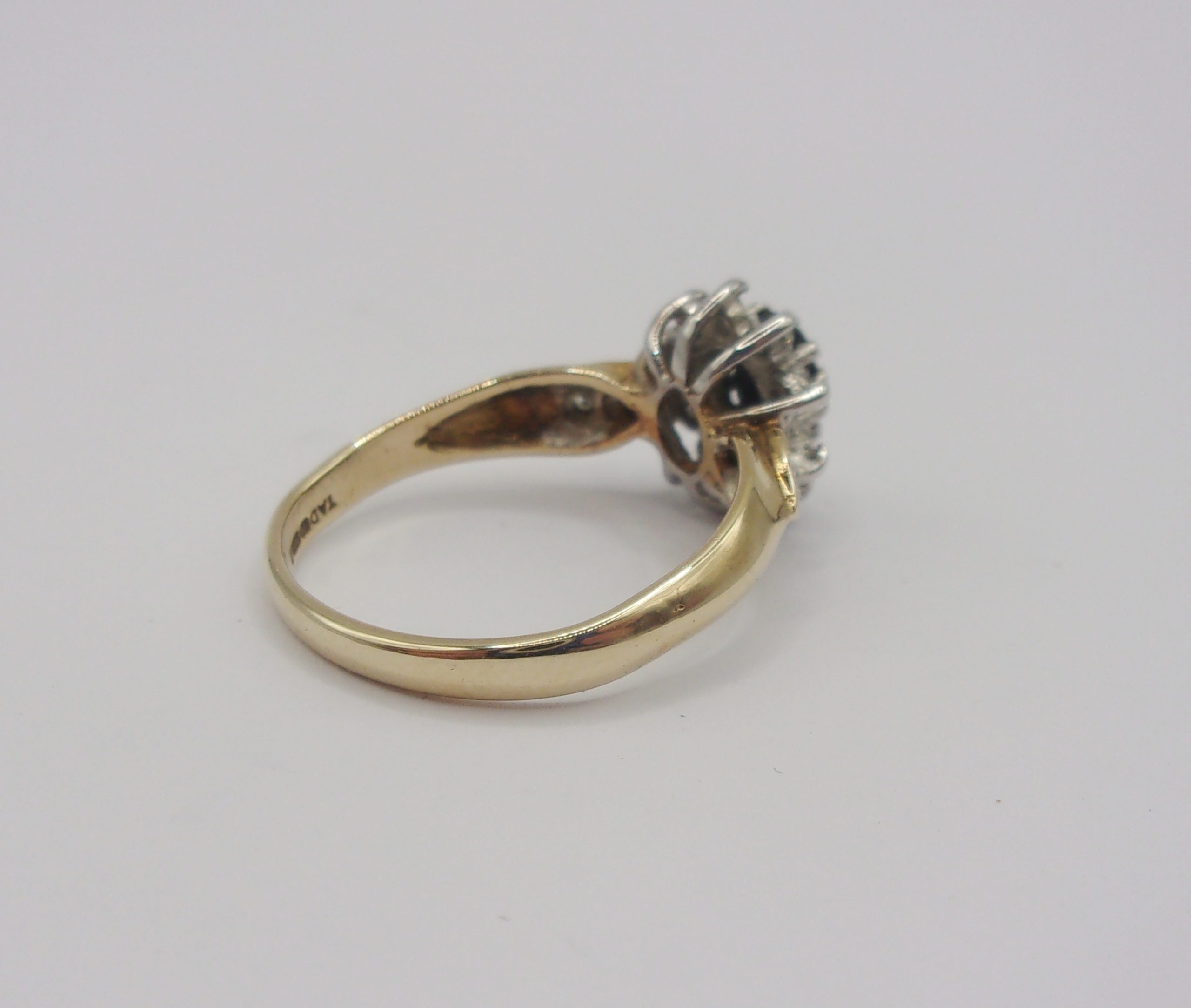 9ct Yellow Gold Sapphire & Diamond Flower Head Ring UK Size M+ US 6 ¼ - Image 3