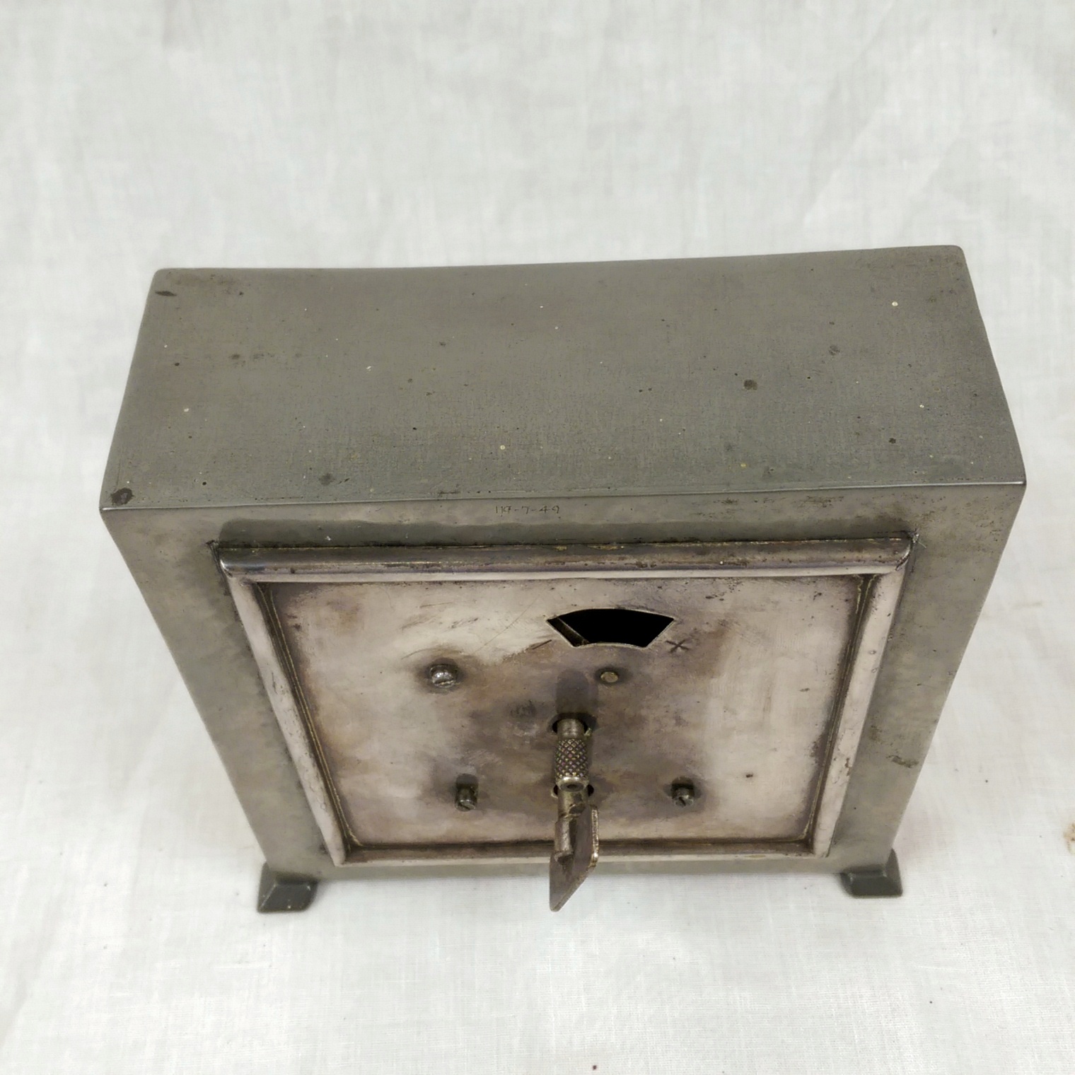 Early 20th Century Liberty Tudric Pewter Mantle Clock - Image 9