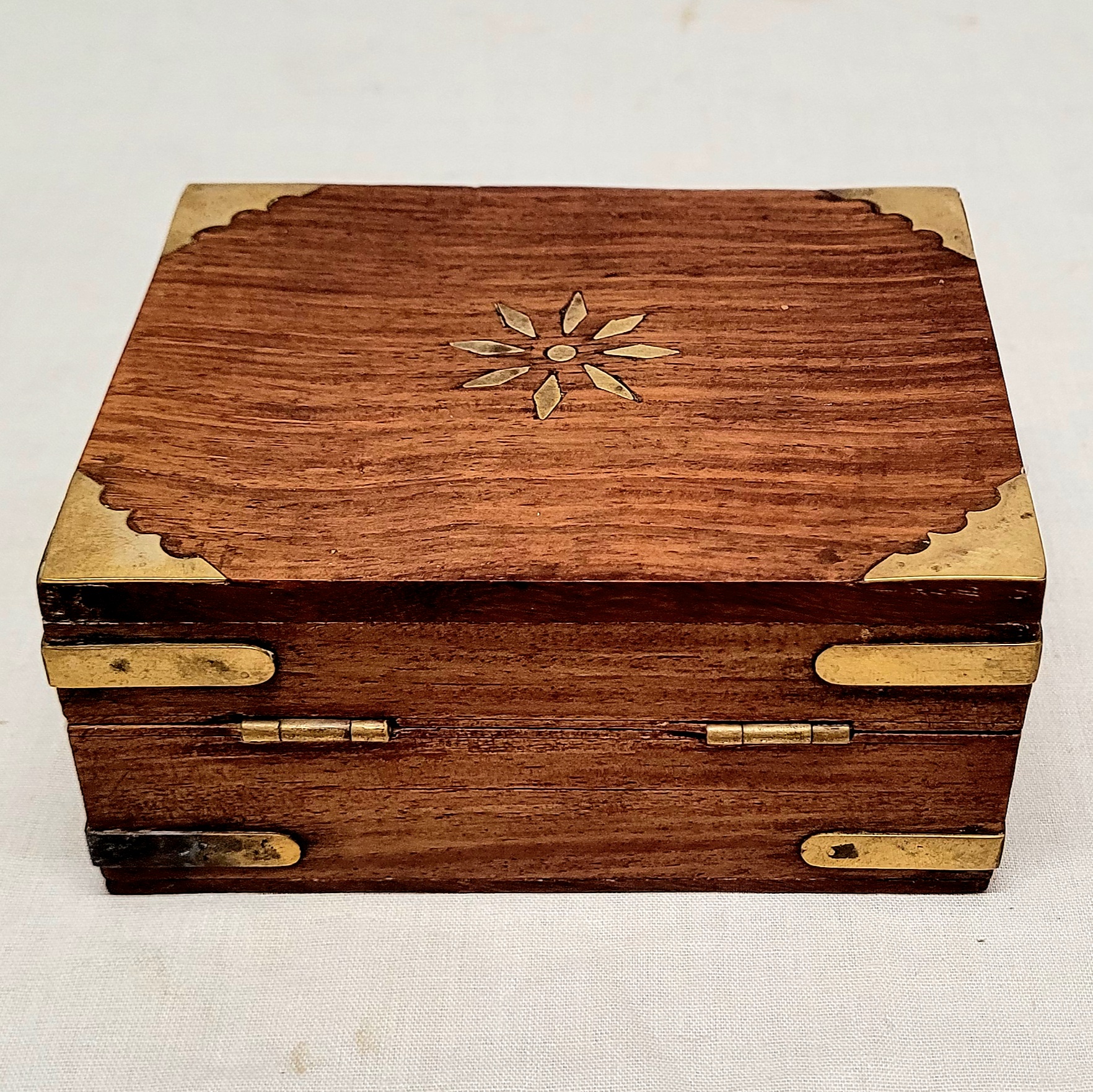 Vintage Cased Stanley Brass Prismatic Compass - Image 10