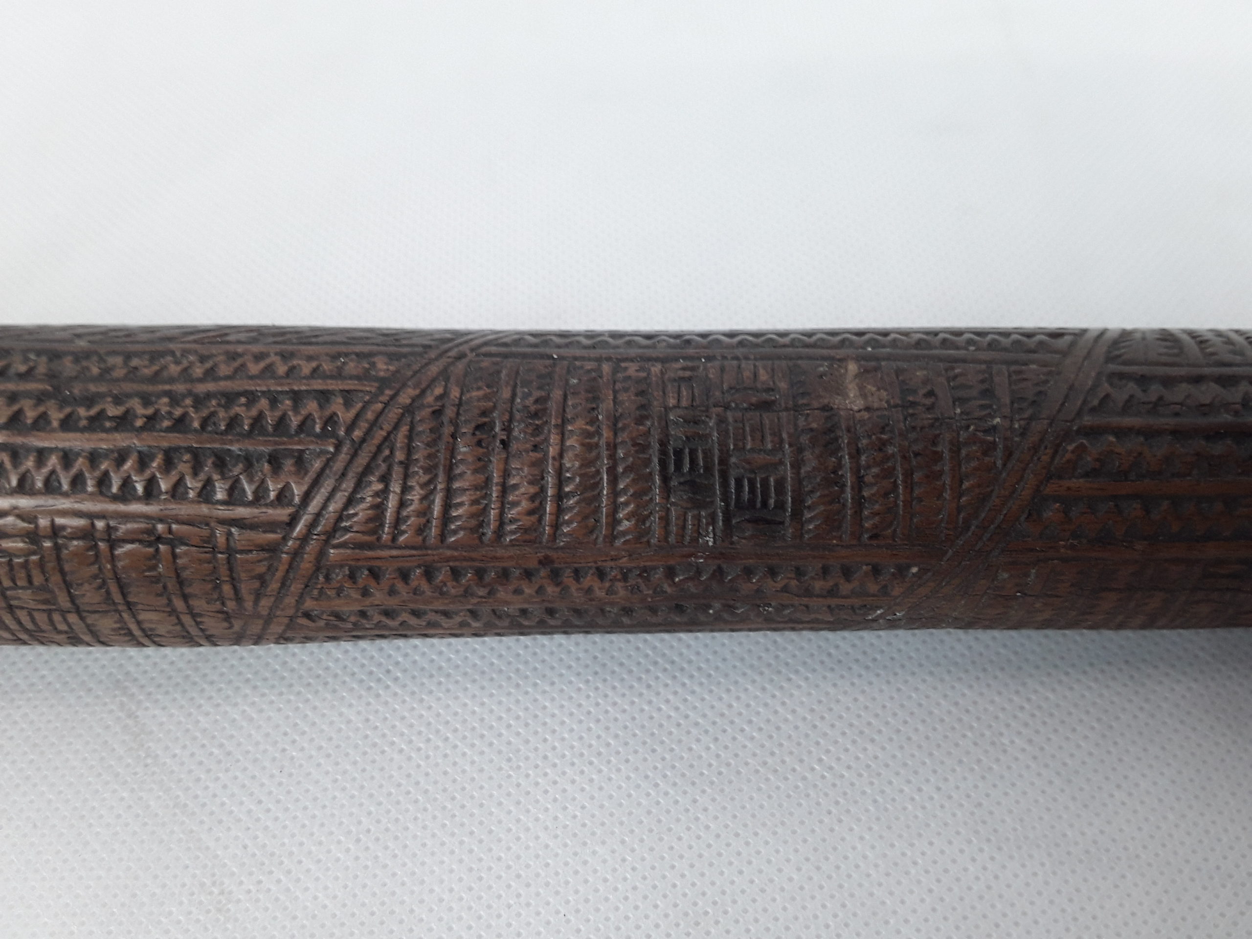 19th Century Tongan Ironwood Aku Pouai Pole Club - Image 8