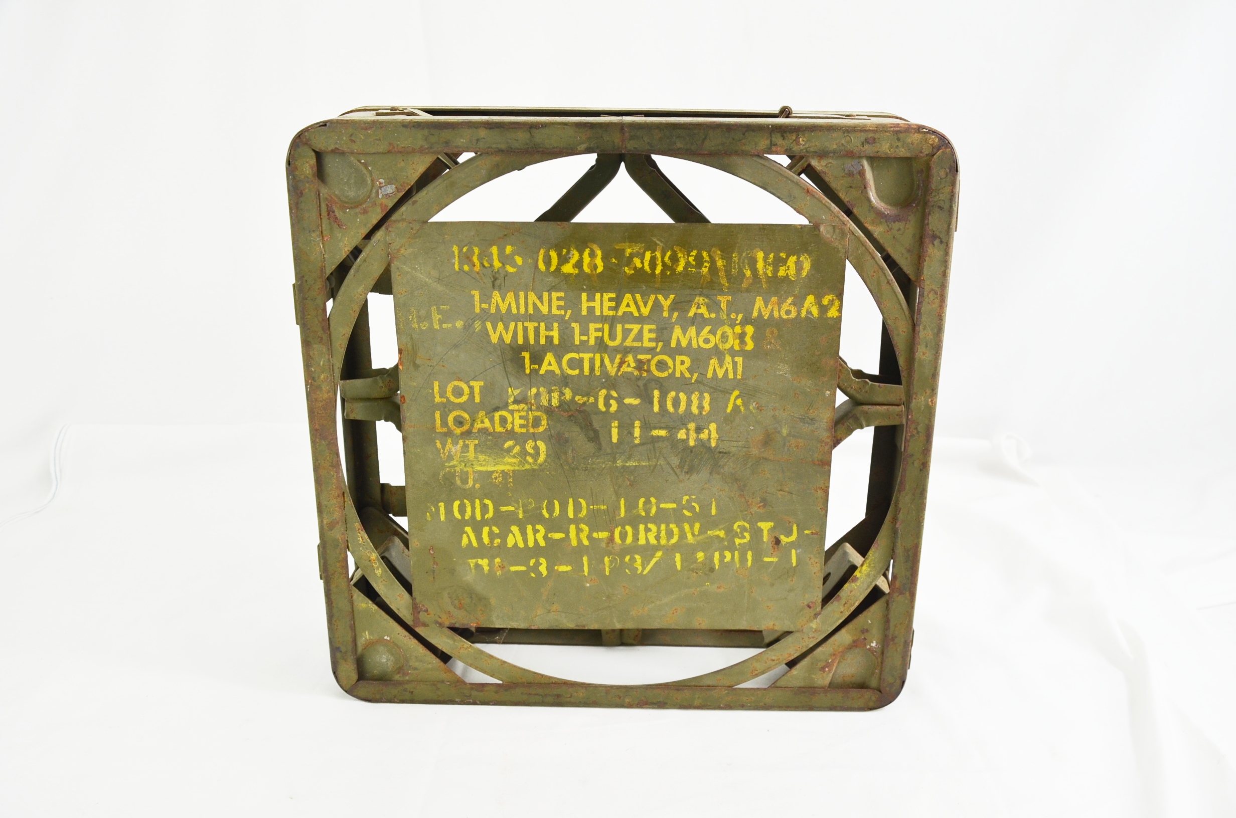 WW2 US Army M6A2 Anti-Tank Mine Carrying Frame - Image 2