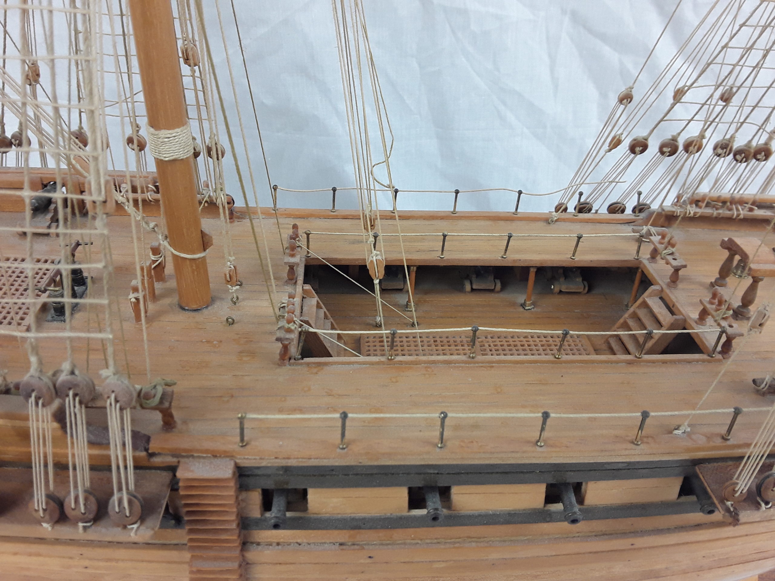 Royal Navy Frigate HMS Unicorn 1747 Model - Image 17