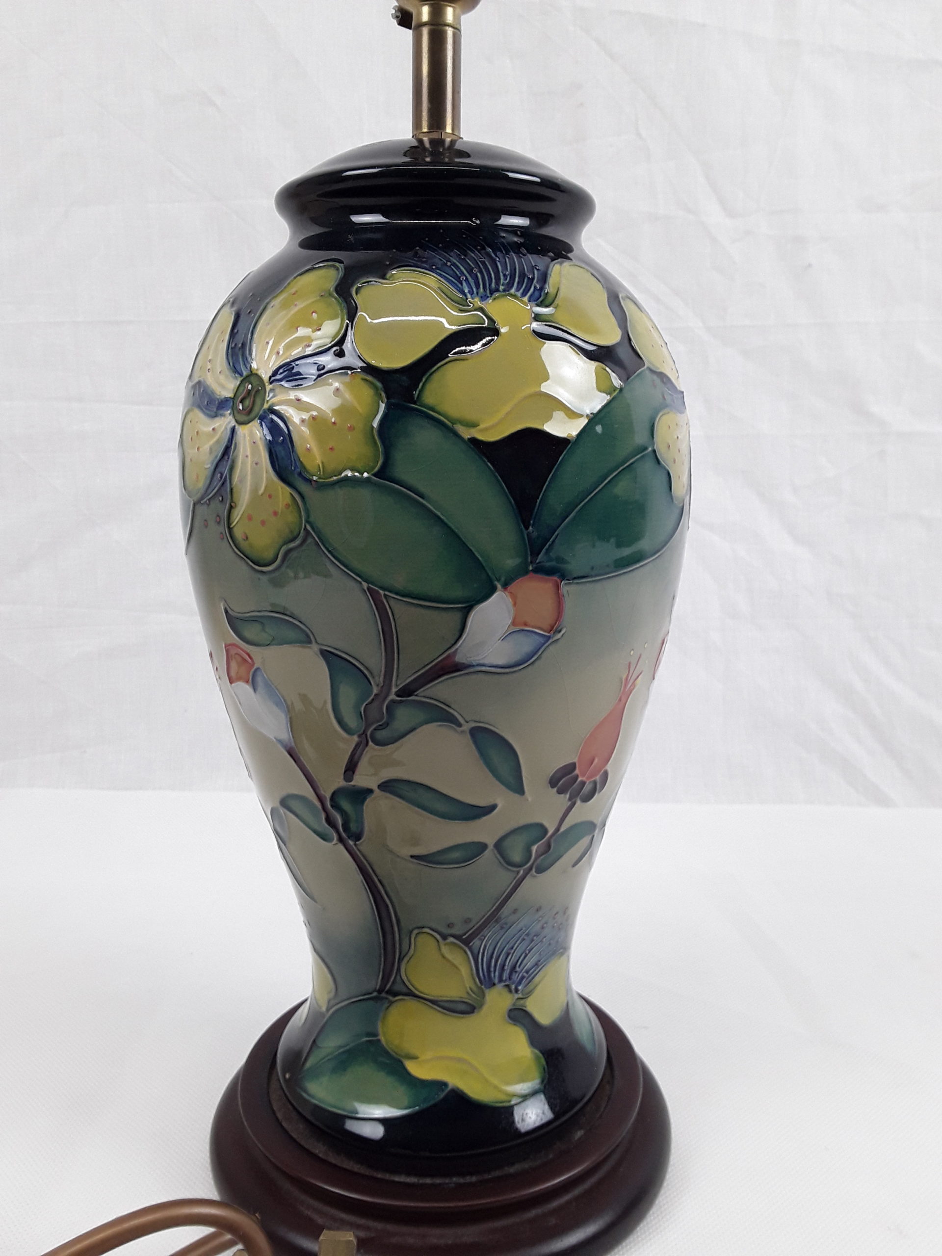 Moorcroft Hypericum Pattern Table Lamp - Image 5