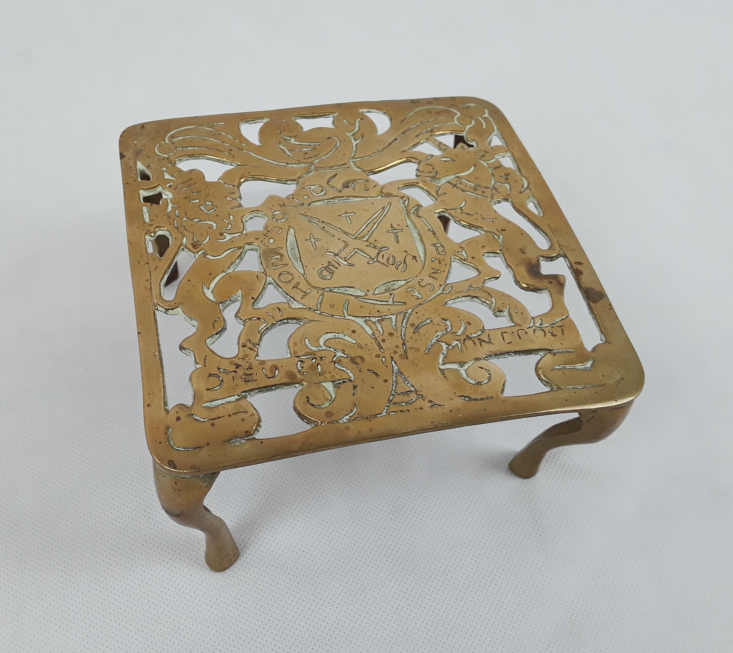 Victorian Royal Coat of Arms Brass Trivet