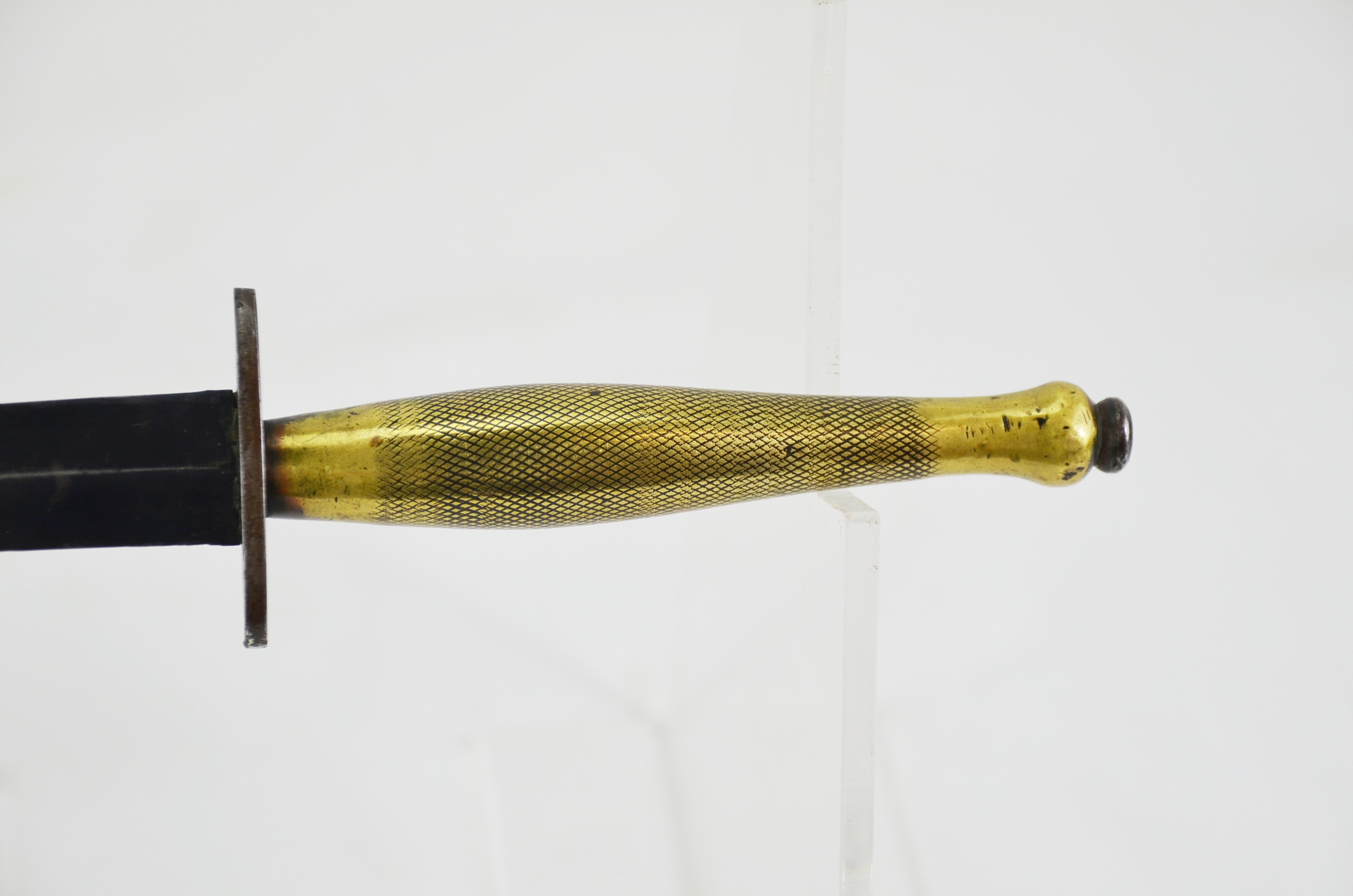 WW2 Fairbairn-Sykes Second Pattern Fighting Knife - Image 7
