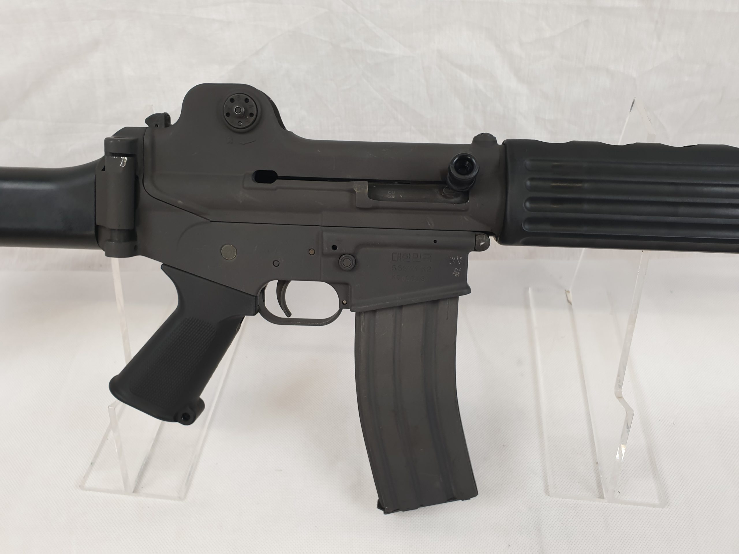 K2 South Korean Daewoo Assault Rifle Cal. 5.56mm NATO - Deactivated - Image 8