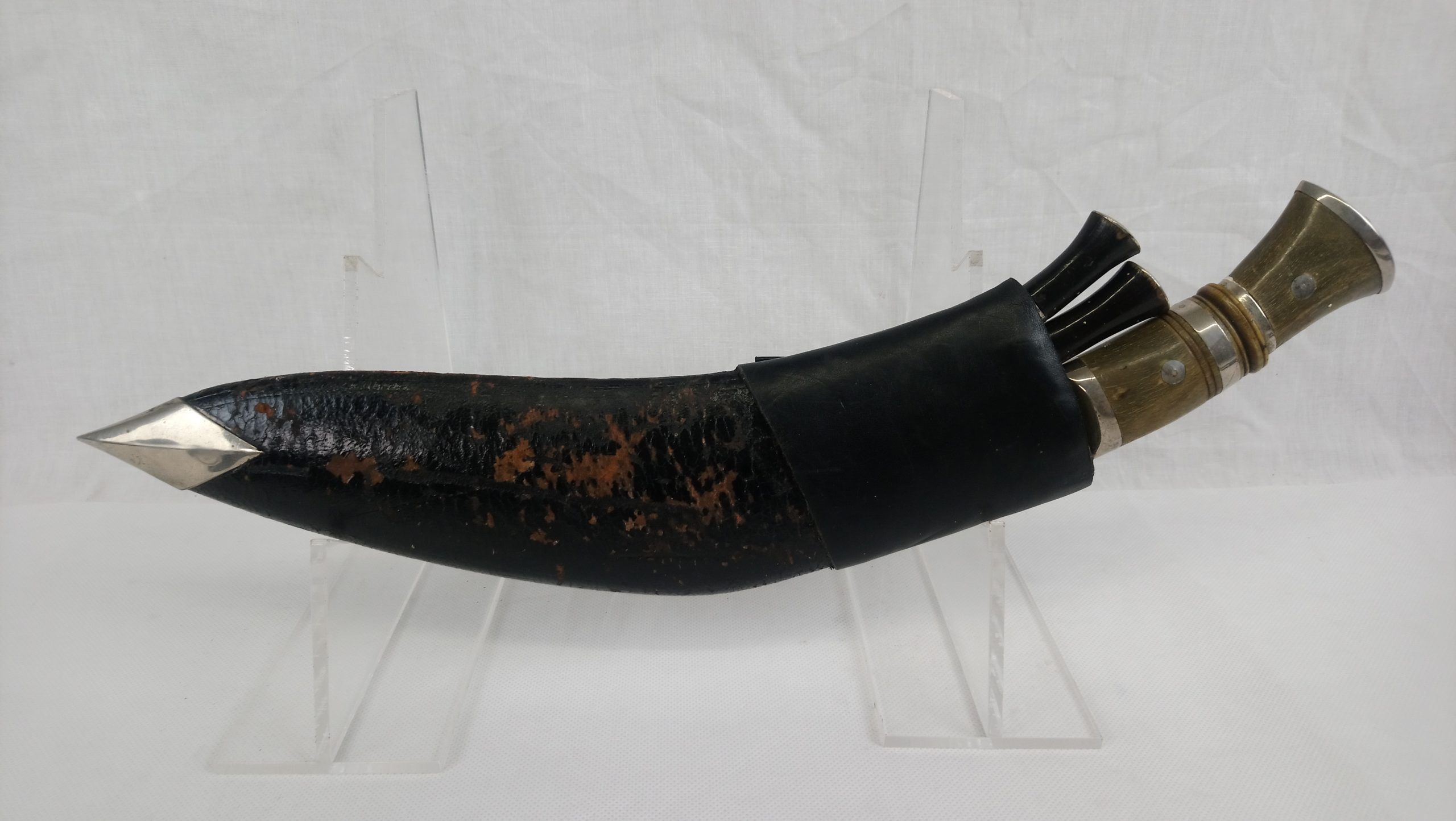 Kukri, Karda, Chakmak And Black Leather Scabbard - Image 11