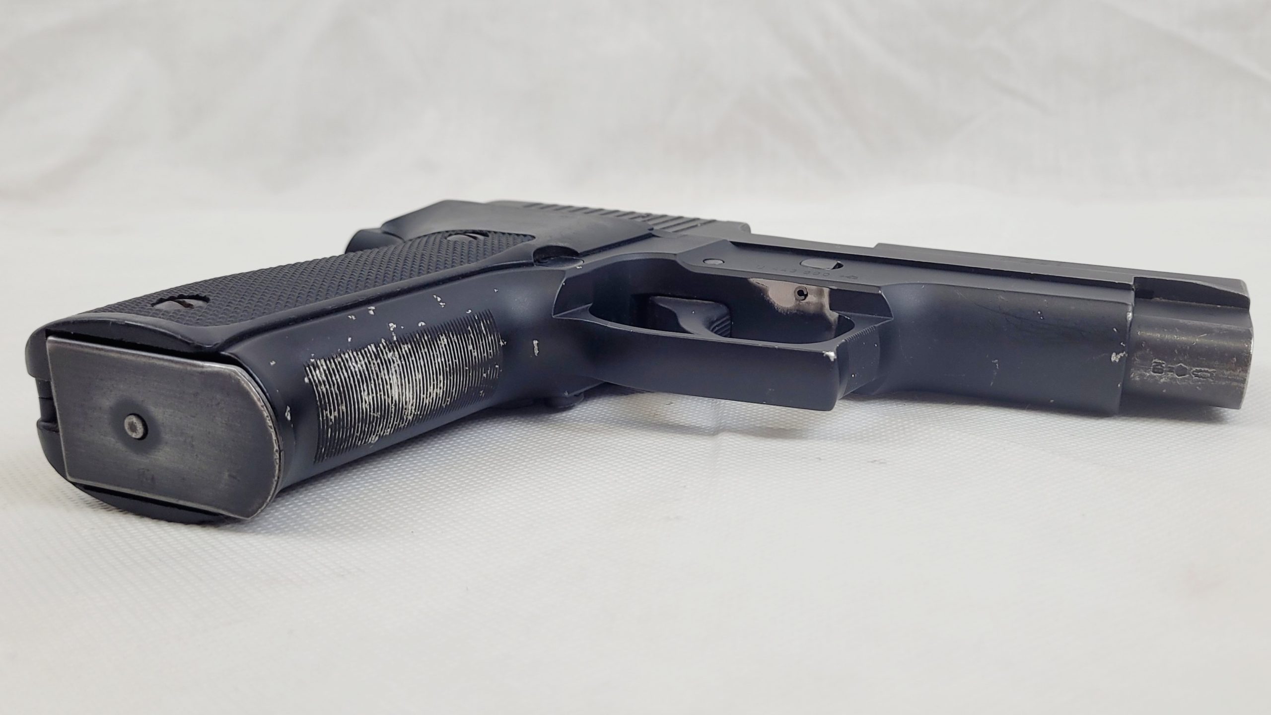 Sig Sauer P226 Automatic Pistol With Spare Magazine - Image 13