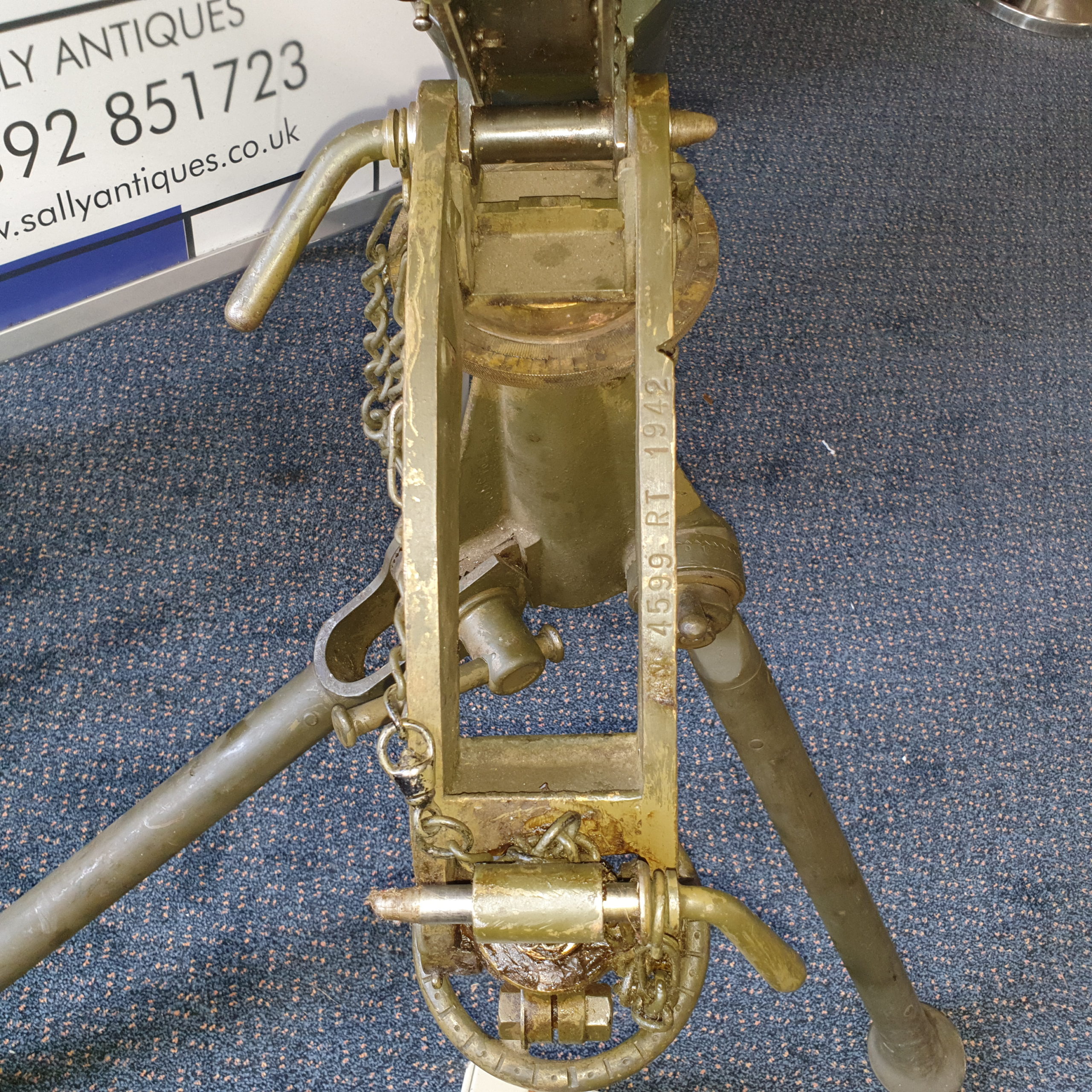 WW2 Era Vickers .303 Machine gun And 1942 Dated Tripod And Ammo Box And Belt - Image 11