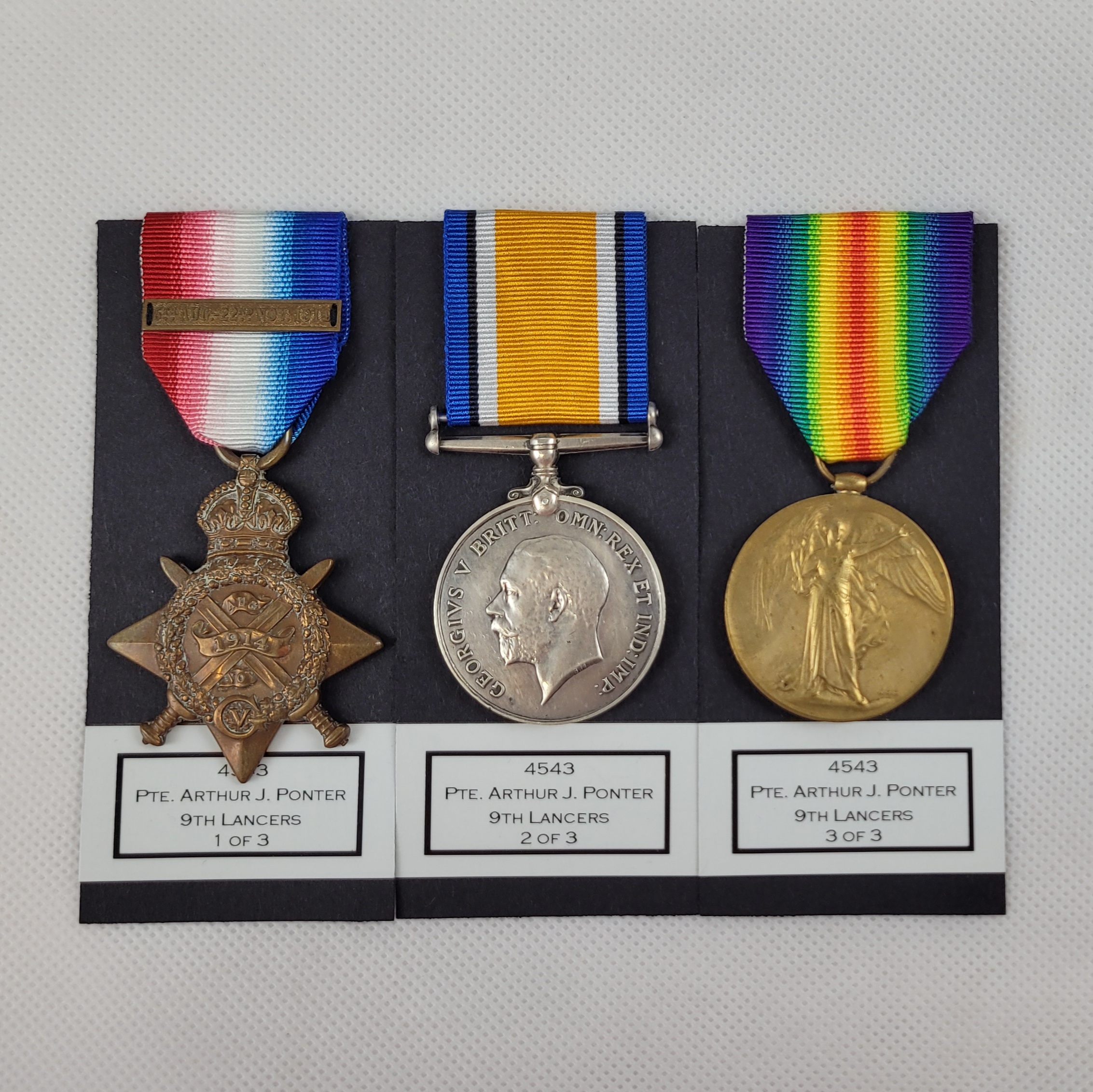 WW1 1914 Mons Star Medal Trio to 4543 Private Arthur J. Ponter of the 9th Lancers with Clasp