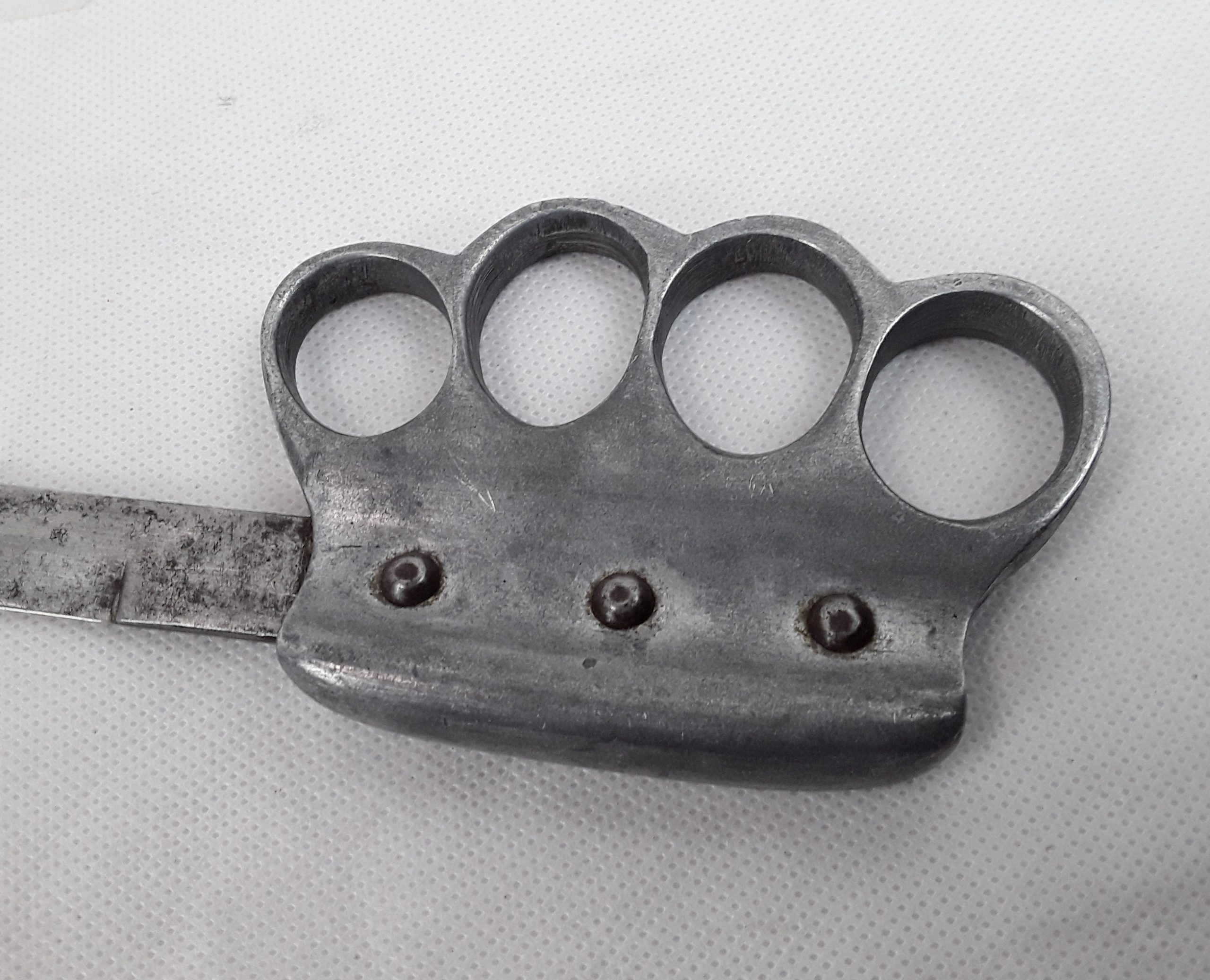 WW1 Trench Knuckle Duster Knife By Clements With Its Original Scabbard - Image 4