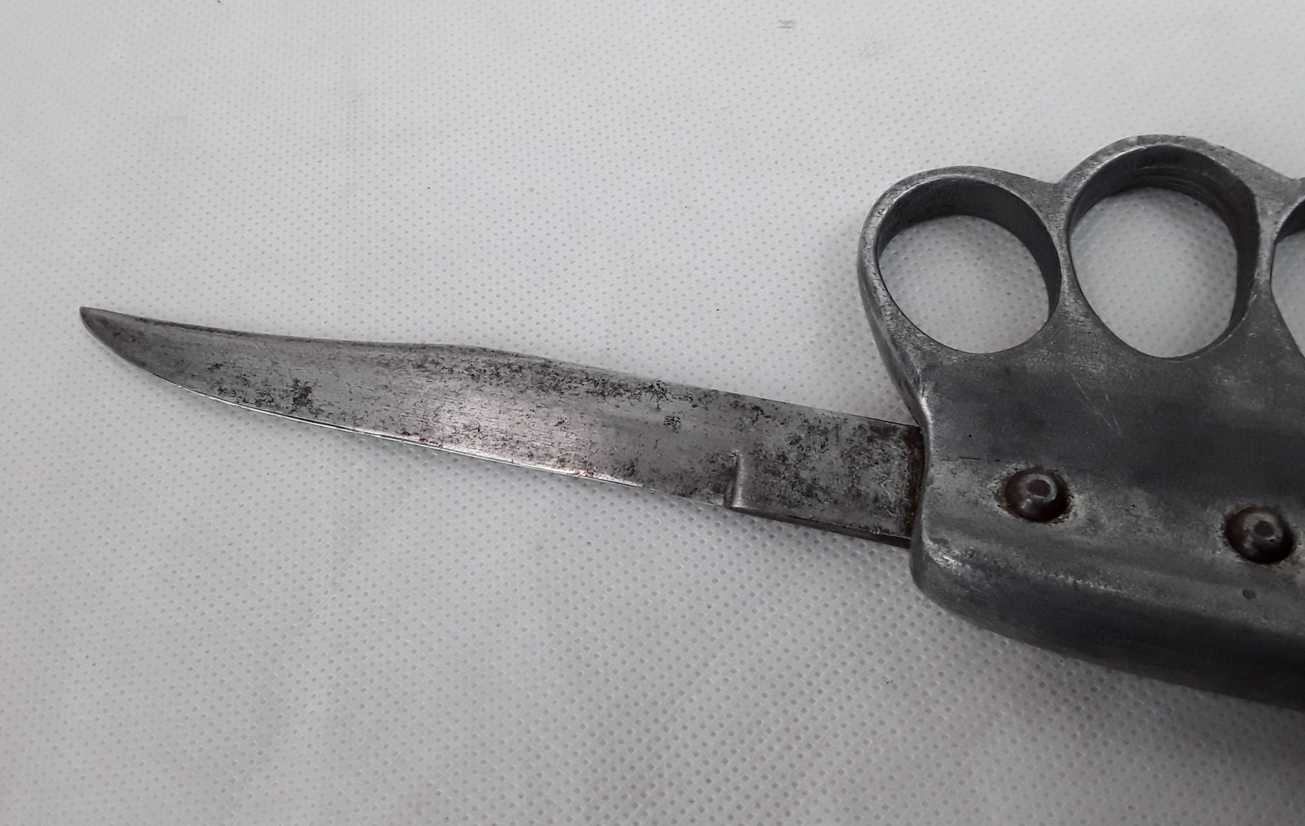 WW1 Trench Knuckle Duster Knife By Clements With Its Original Scabbard - Image 3