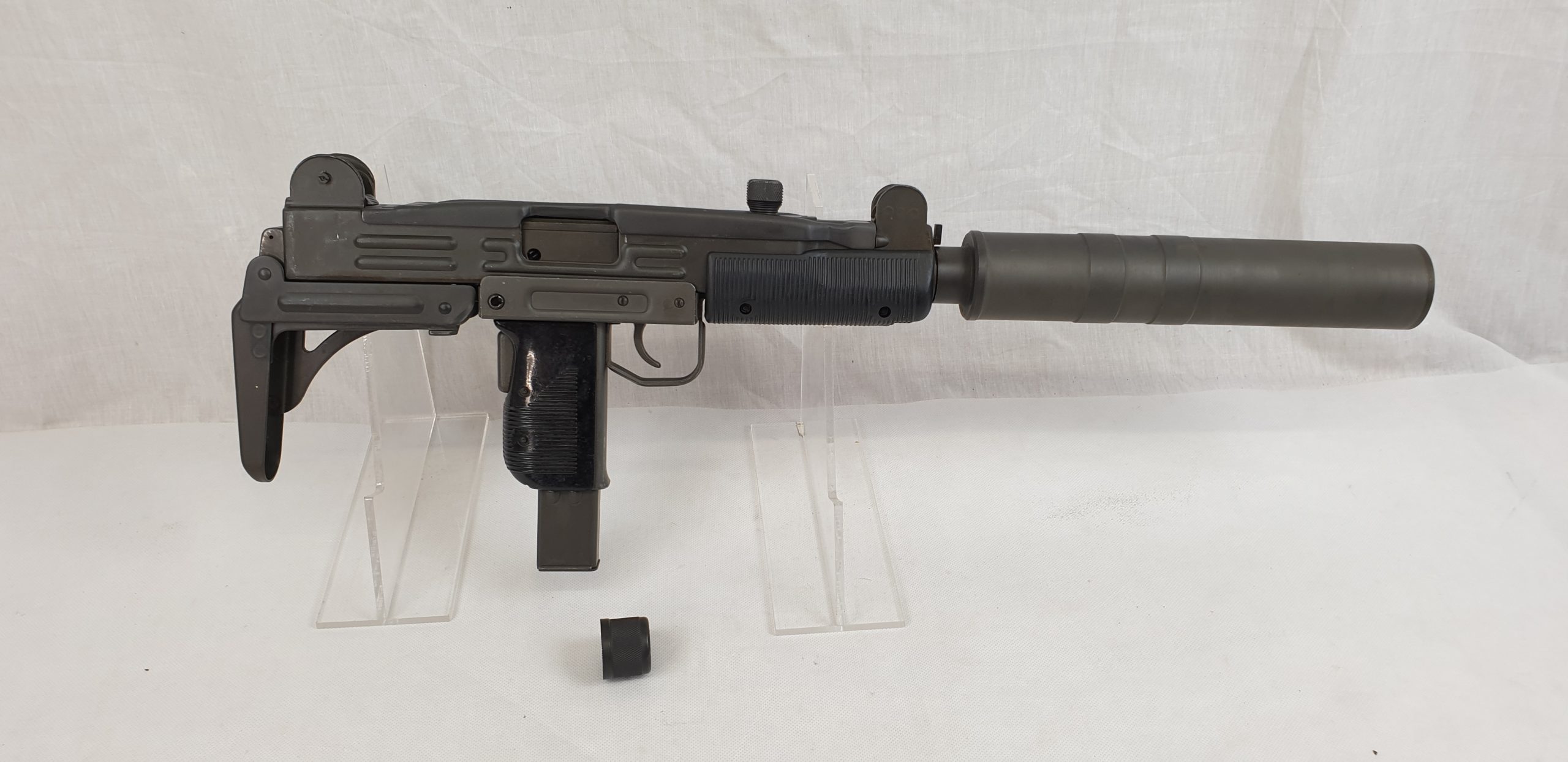 c1980 Secret Service Suppressed UZI SMG Fitted in Samsonite Brief Case - Image 11