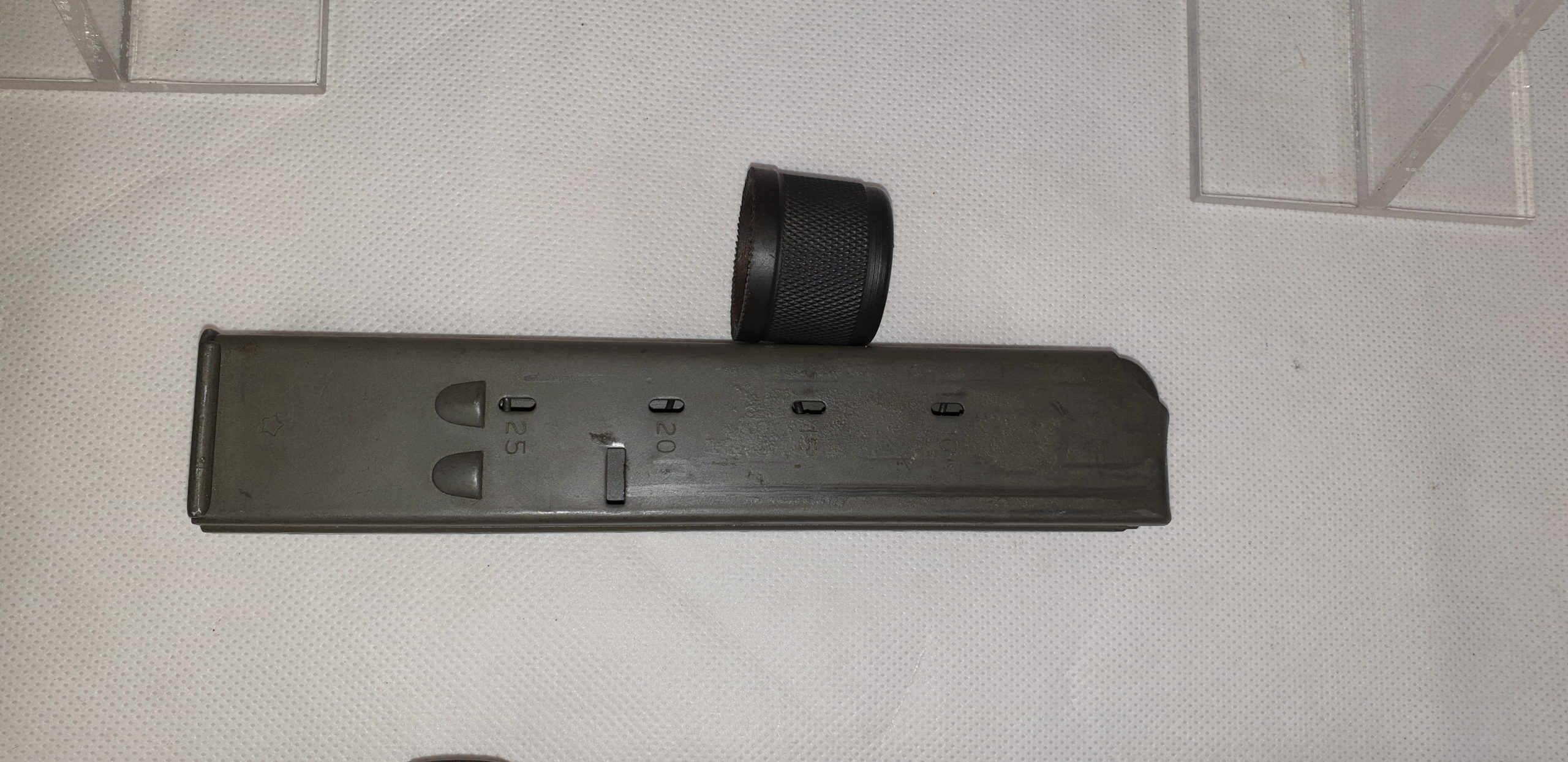 c1980 Secret Service Suppressed UZI SMG Fitted in Samsonite Brief Case - Image 15