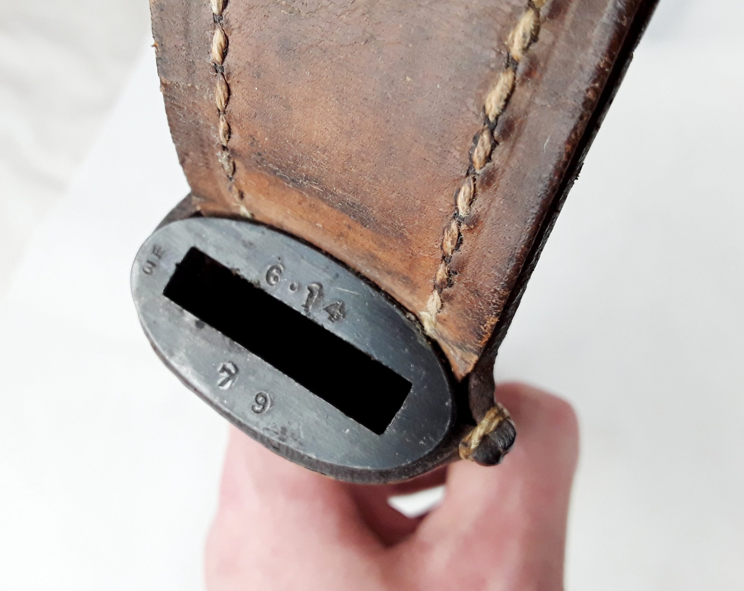 1915 Ross Rifle Bayonet And Scabbard - Image 2