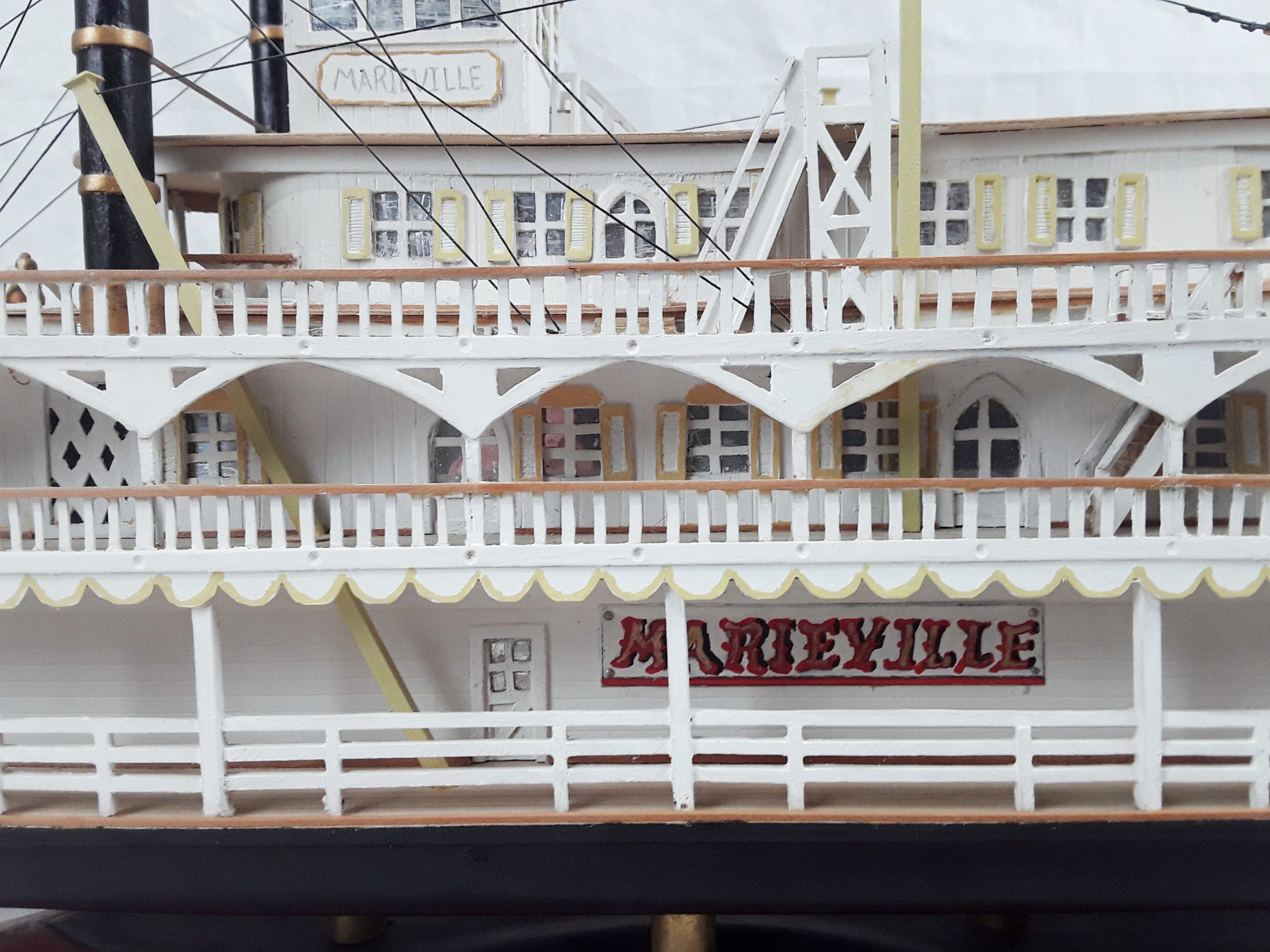 Scratch Built Static Model Of A Missiissippi Paddle Steamer ‘Marieville’ - Image 11