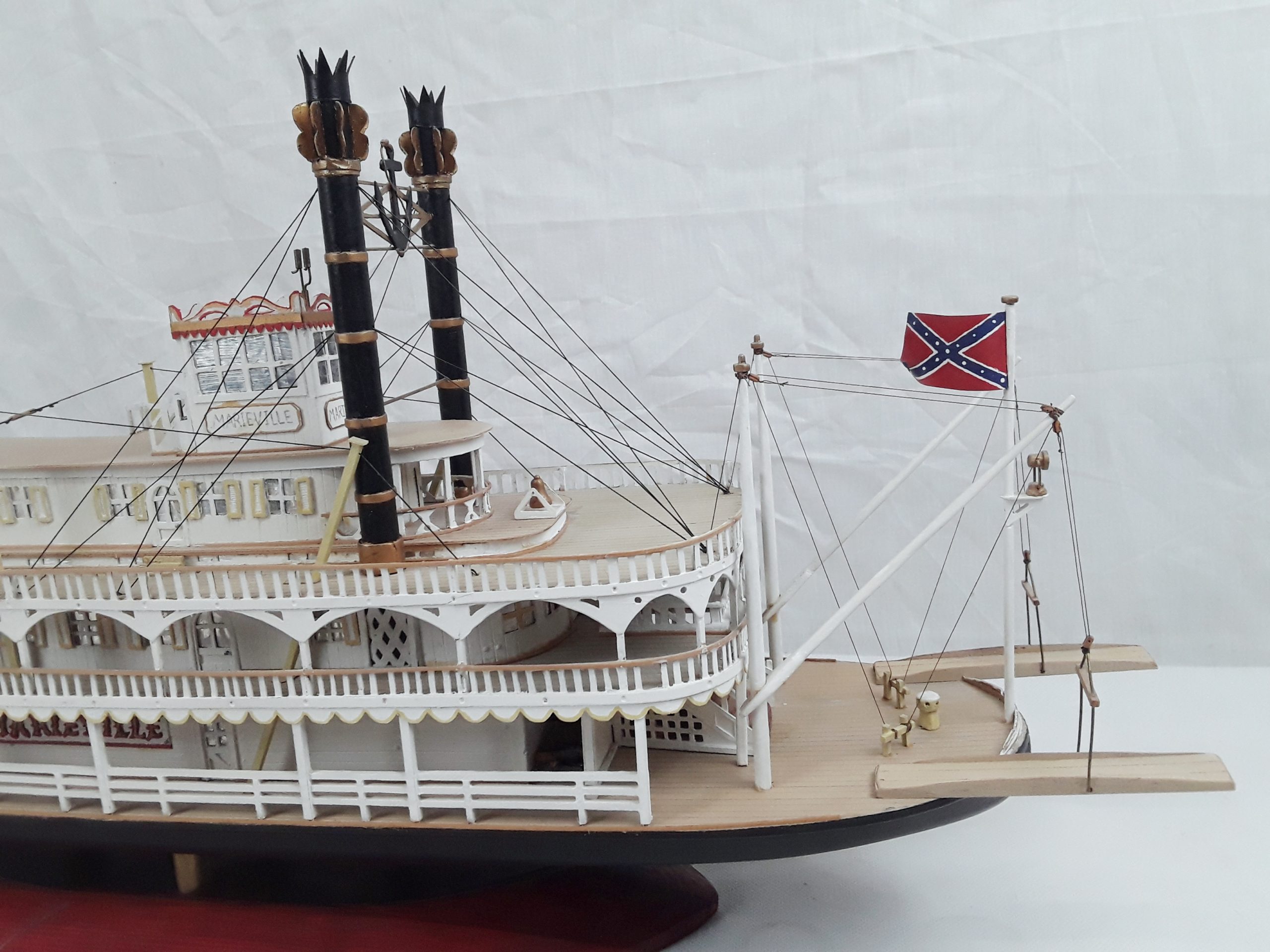 Scratch Built Static Model Of A Missiissippi Paddle Steamer ‘Marieville’ - Image 4