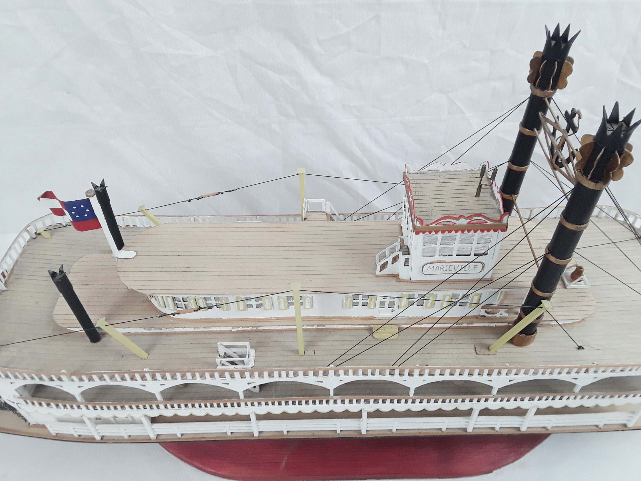 Scratch Built Static Model Of A Missiissippi Paddle Steamer ‘Marieville’ - Image 6
