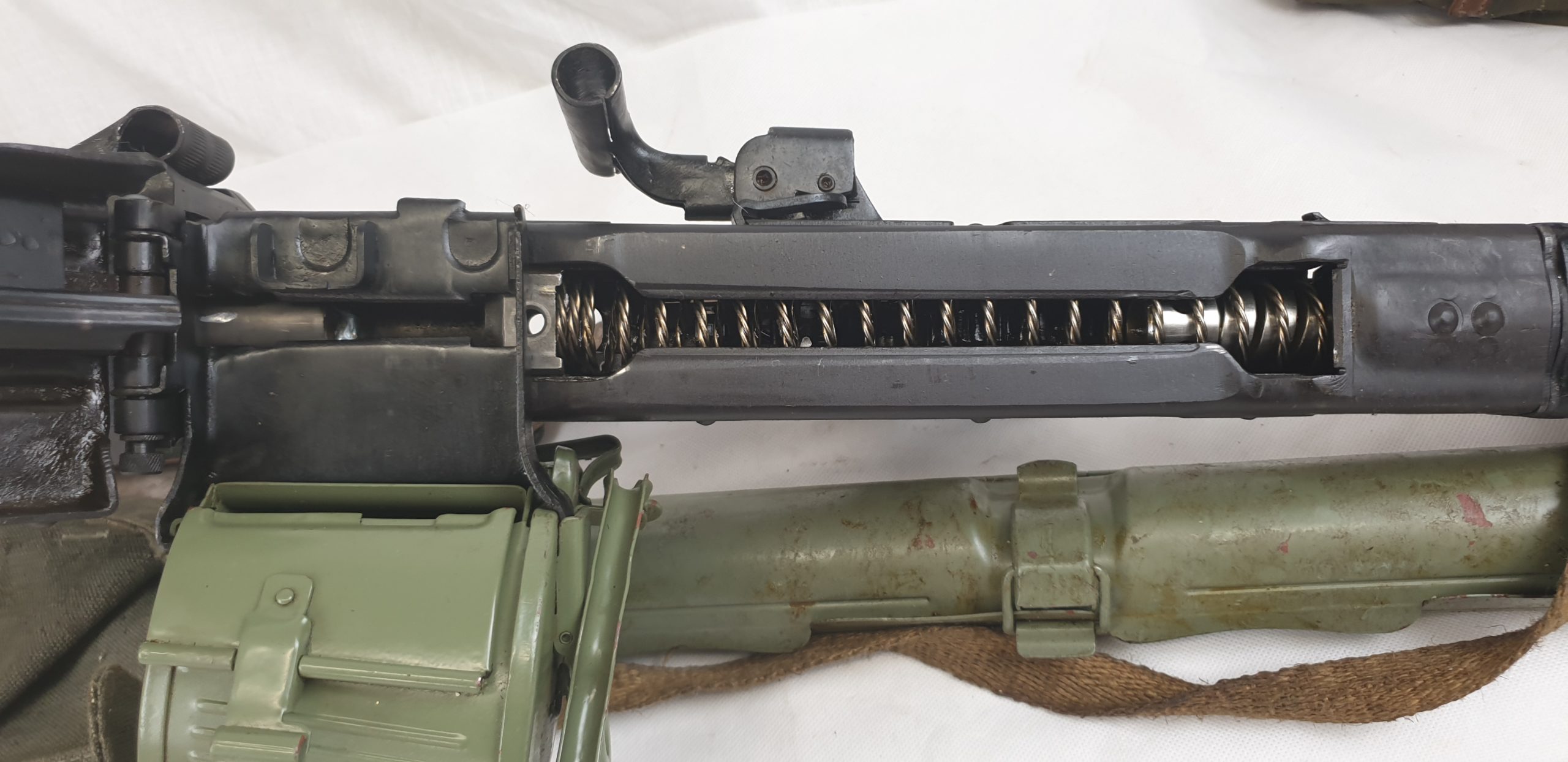 Post-War Yugoslav MG53 Machine Gun and Full Kit - Image 16