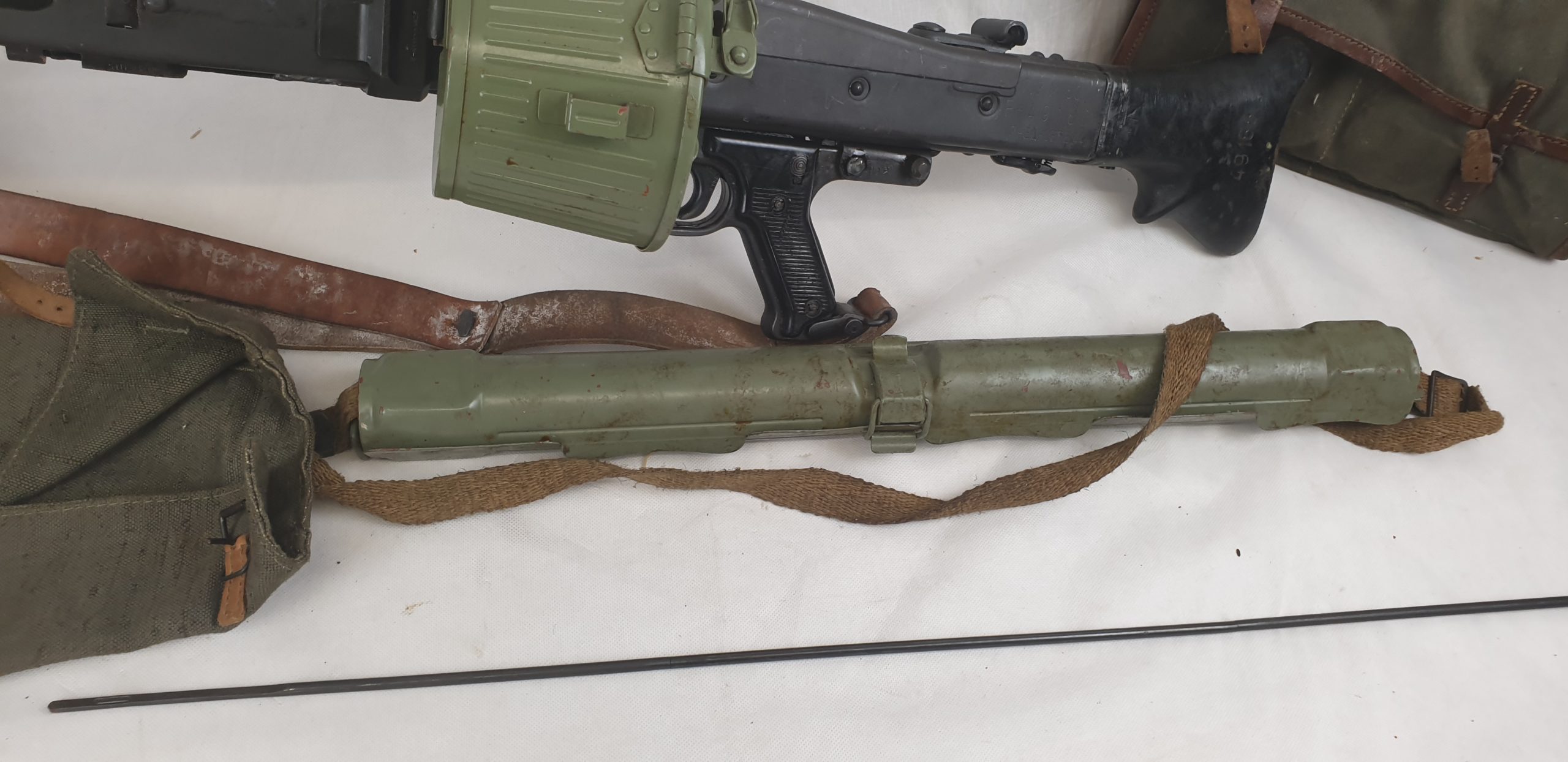 Post-War Yugoslav MG53 Machine Gun and Full Kit - Image 7