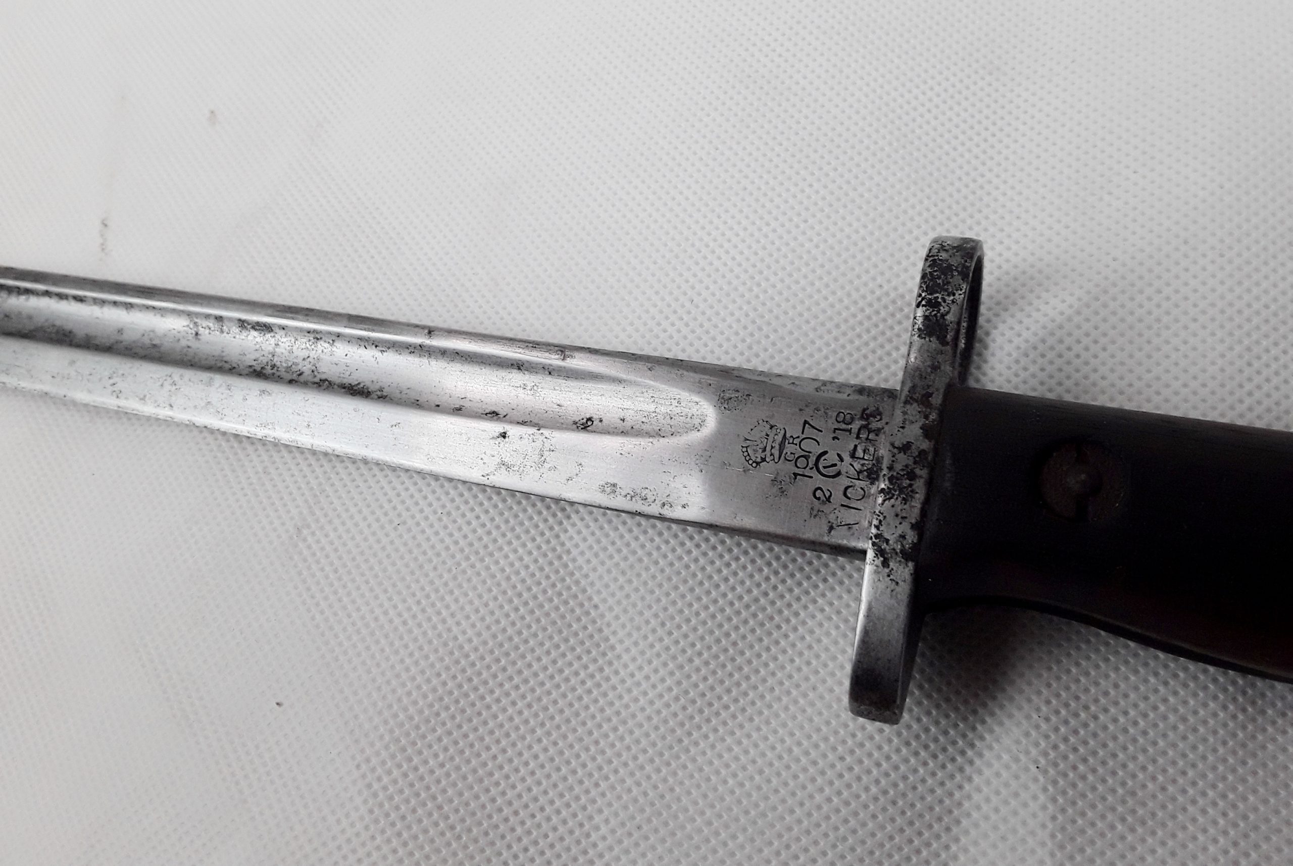 Rare 1918 Vickers (Crayford) 1907 Pattern Bayonet And Scabbard - Image 9