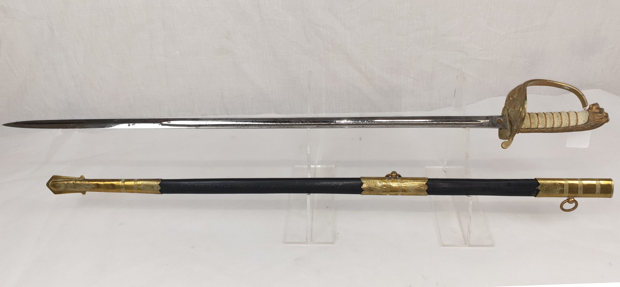 WW1 Period George V Royal Navy Sword With EIIR Grip