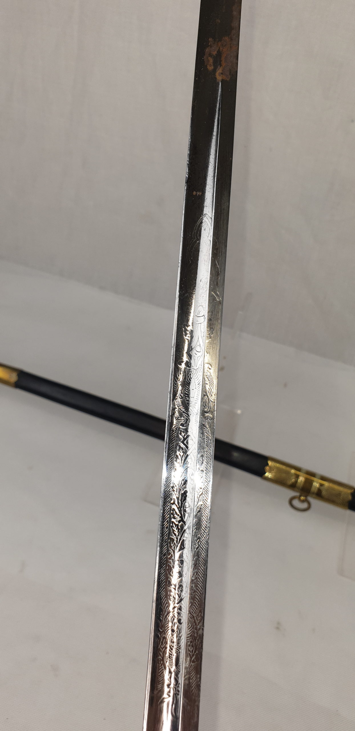 WW1 Period George V Royal Navy Sword With EIIR Grip - Image 16