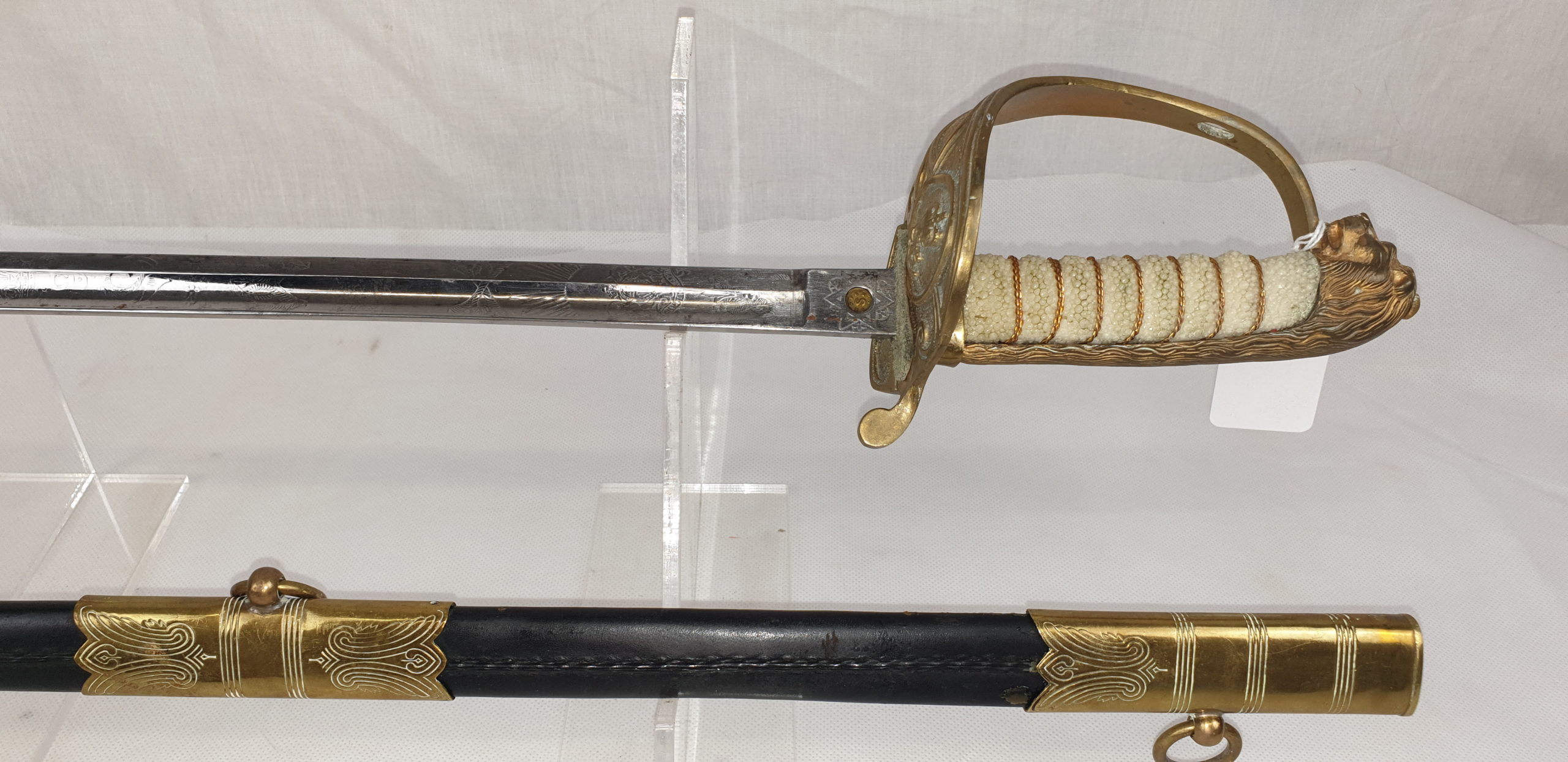 WW1 Period George V Royal Navy Sword With EIIR Grip - Image 3