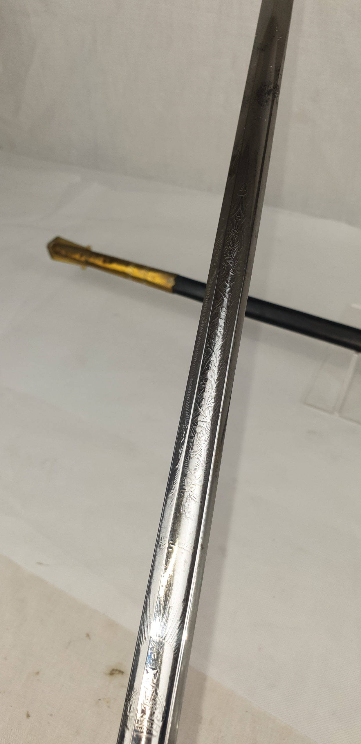 WW1 Period George V Royal Navy Sword With EIIR Grip - Image 22