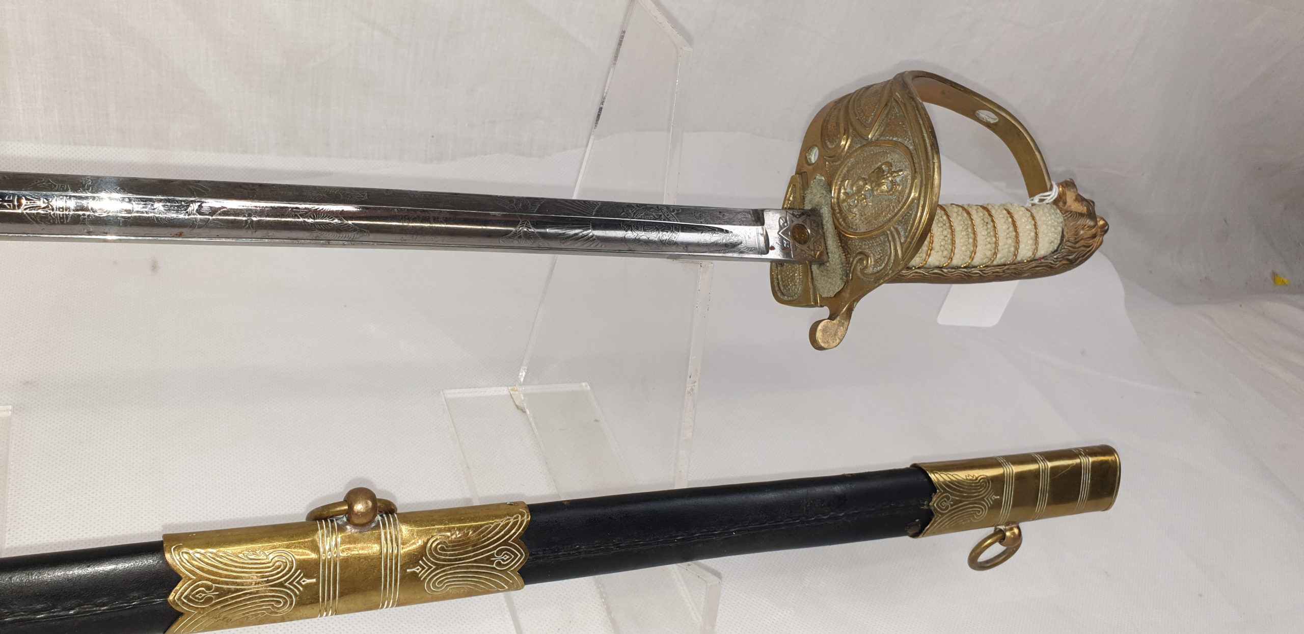 WW1 Period George V Royal Navy Sword With EIIR Grip - Image 4