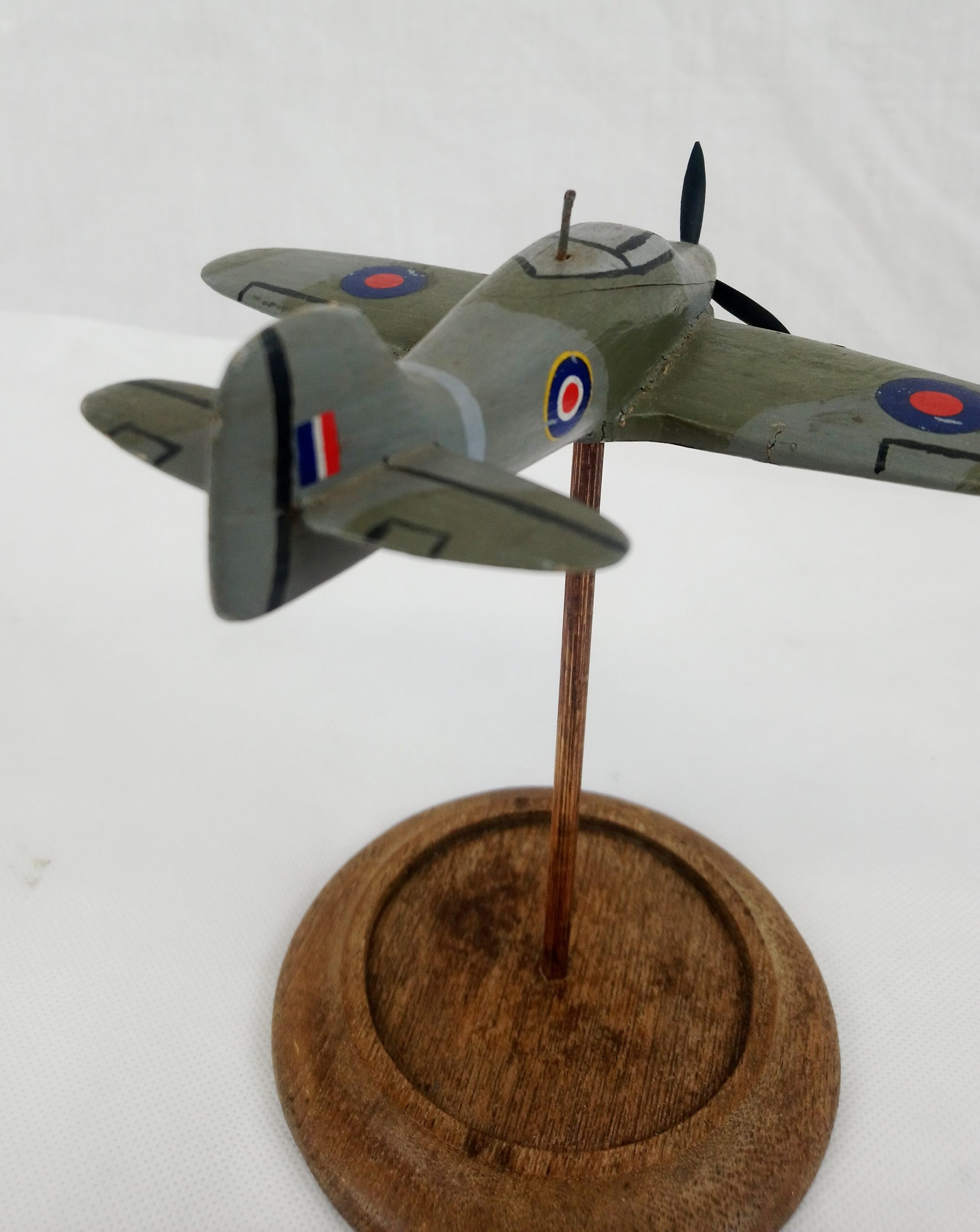 WW2 Era Model Of An RAF Hawker Typhoon Fighter On Stand - Image 4