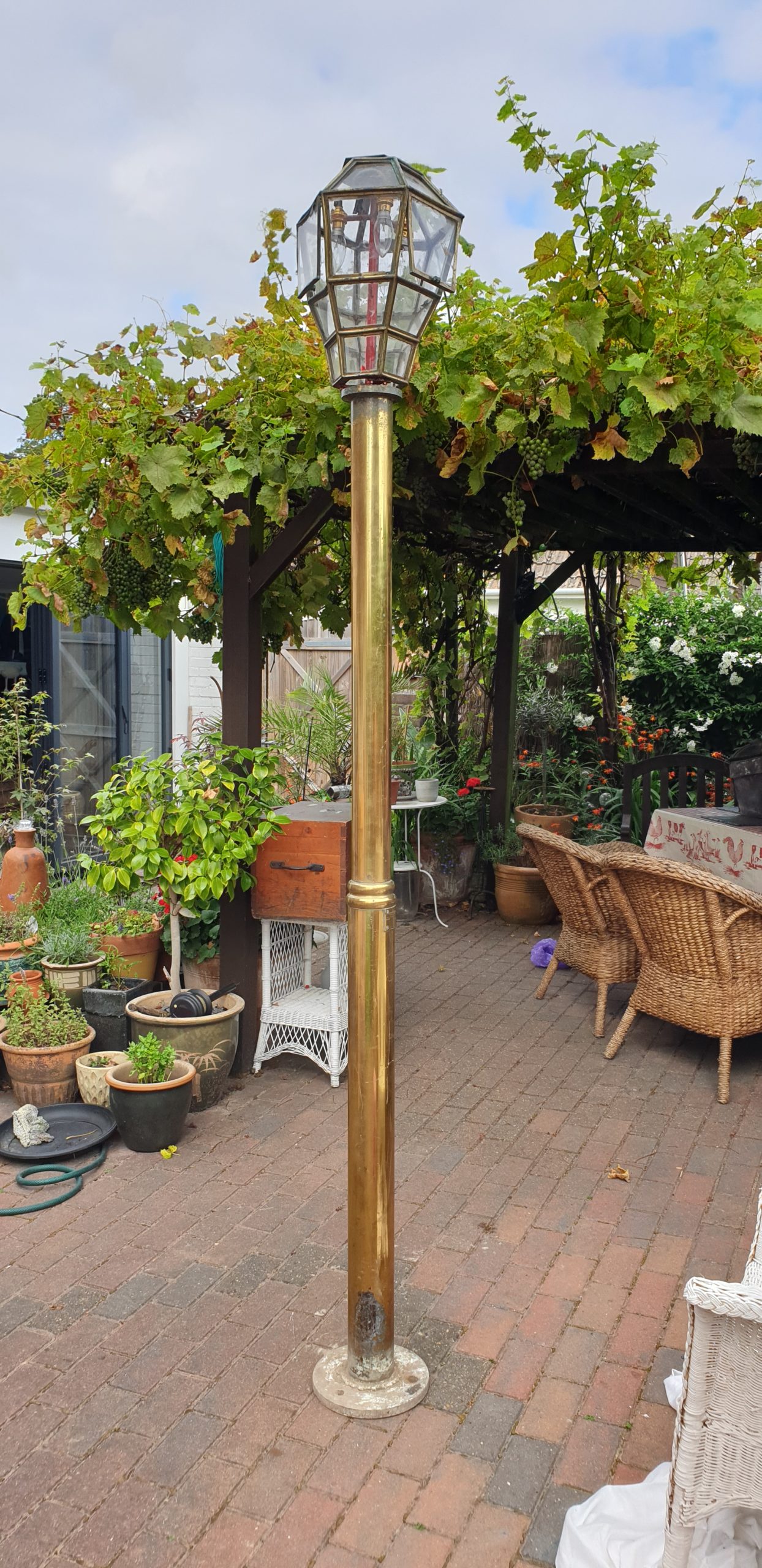 A Pair Of Early 20th Century Brass Lamp Posts From the Gates of Malta - Image 5