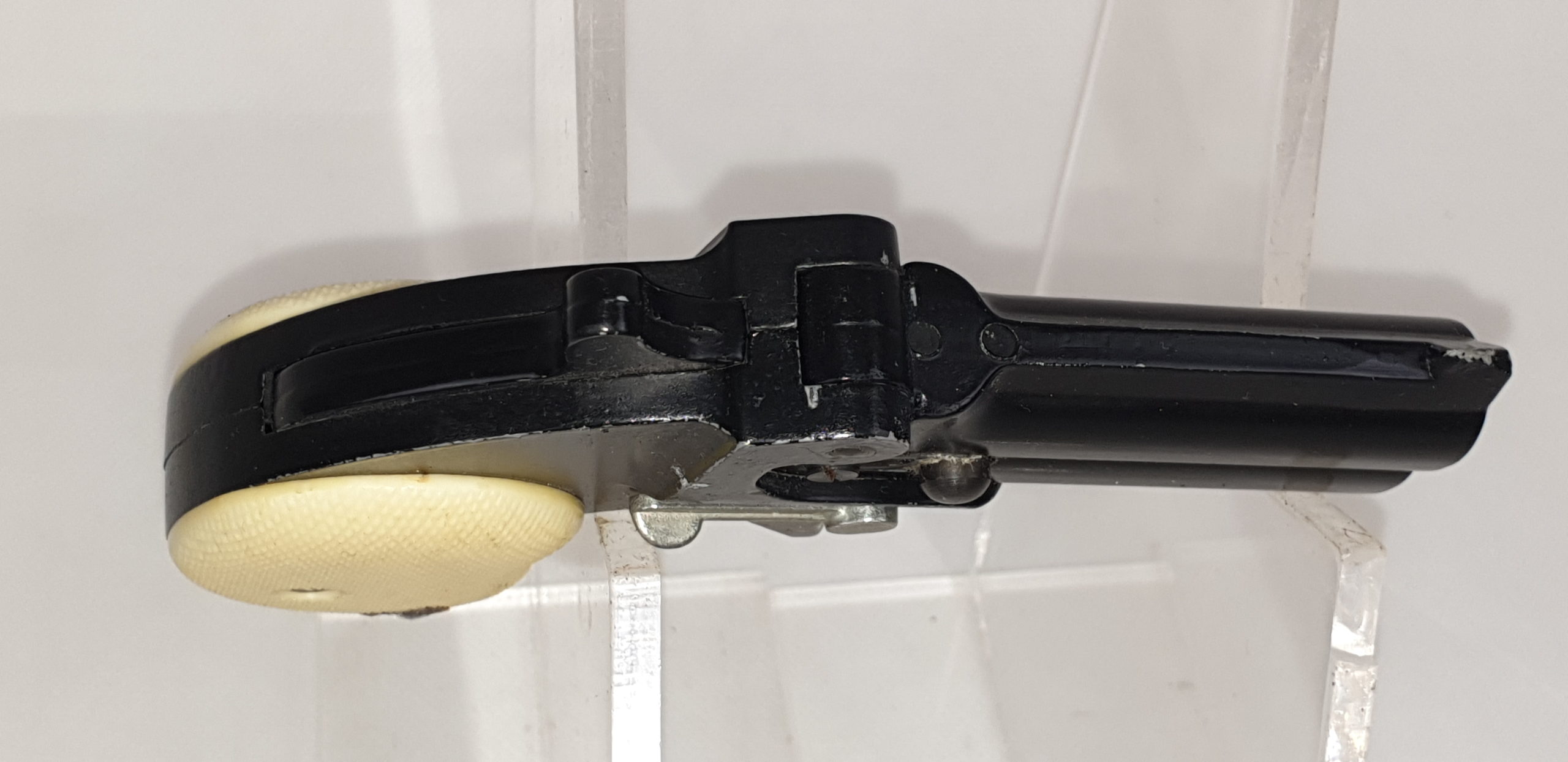 Blankfire Derringer in .22 Short Caps By Umarex - Image 3